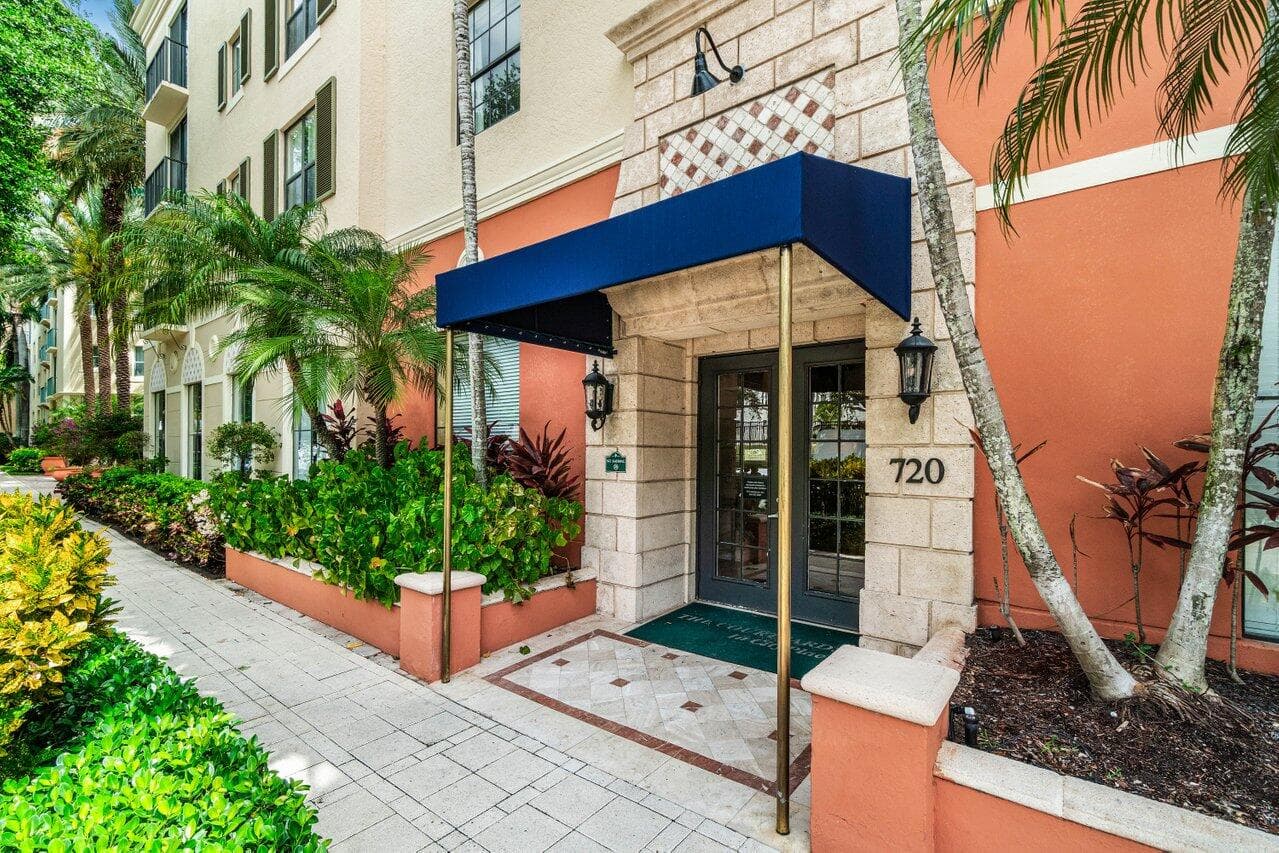 630 S Sapodilla Avenue 104, West Palm Beach, FL 33401 — photo 26 of 31