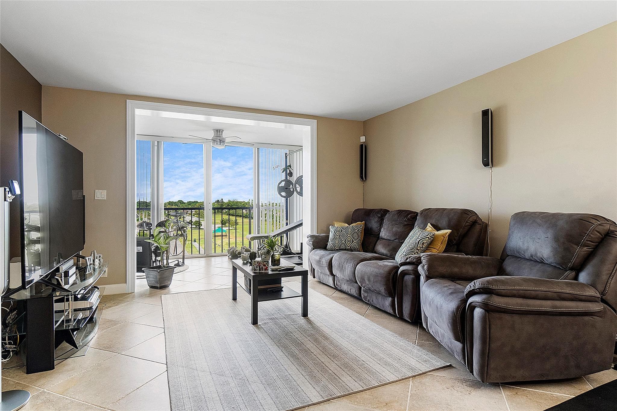 4550 NW 18th Avenue 505, Deerfield Beach, FL 33064 — photo 8 of 35