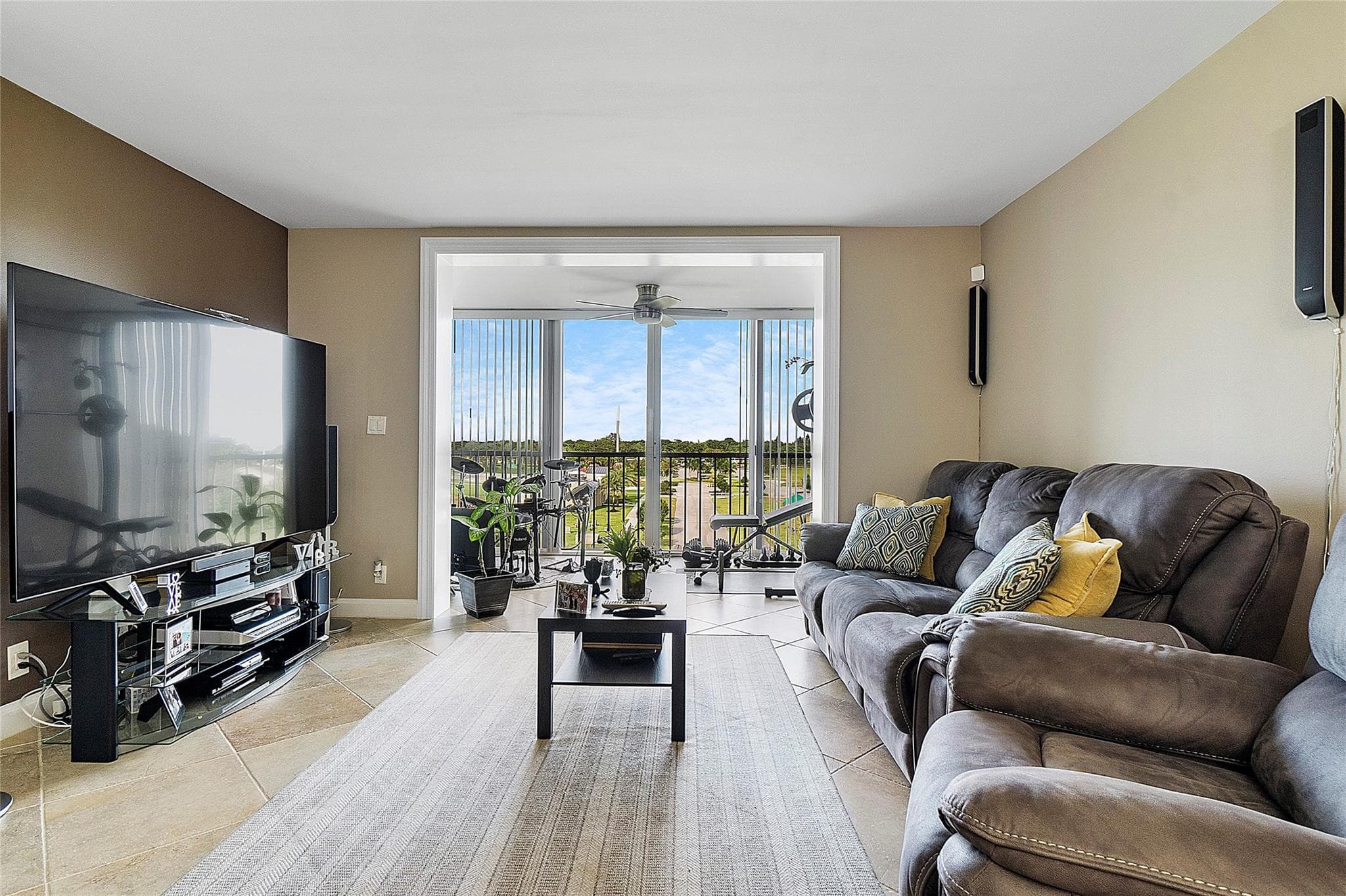 4550 NW 18th Avenue 505, Deerfield Beach, FL 33064 — photo 10 of 35