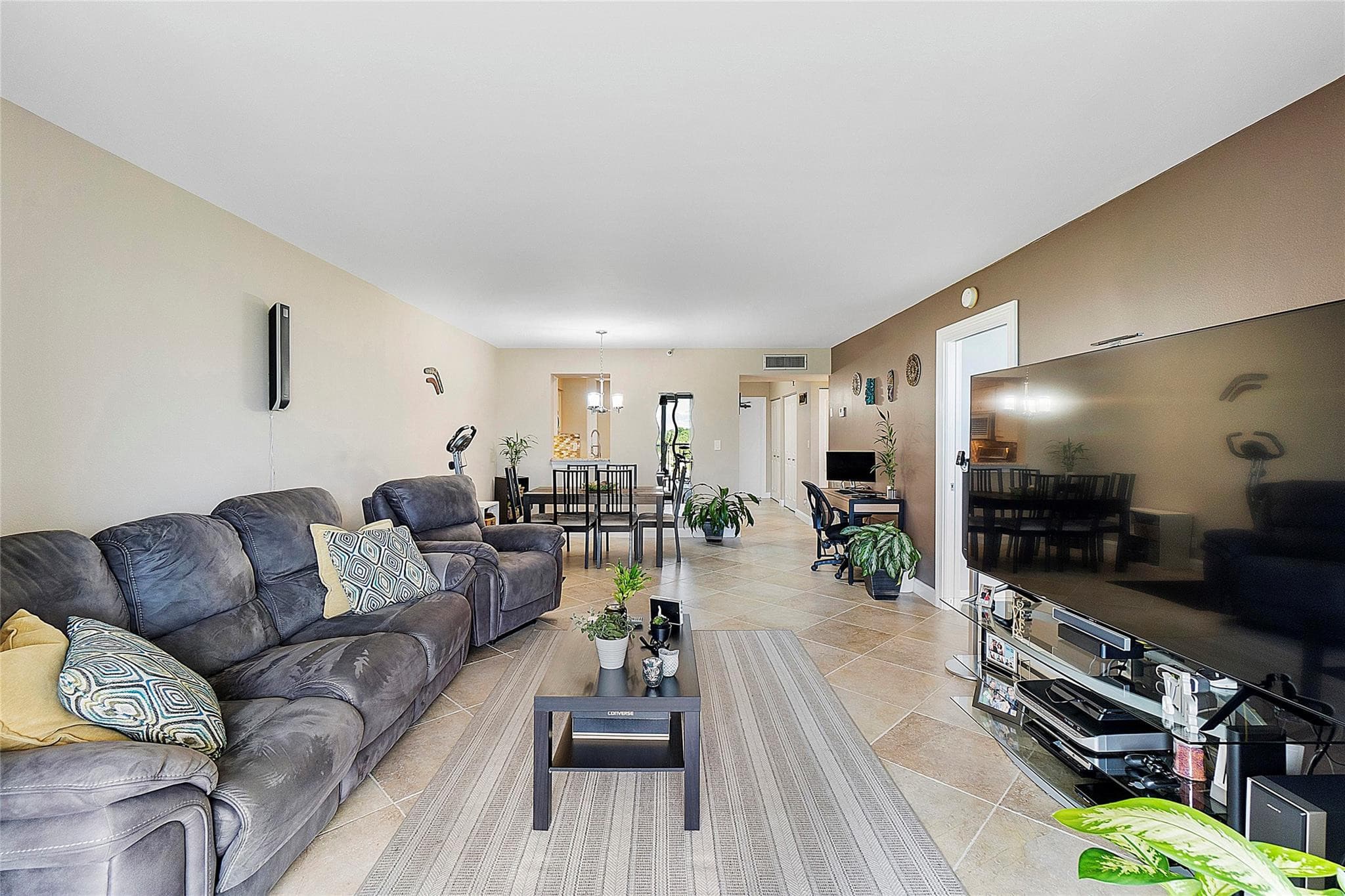 4550 NW 18th Avenue 505, Deerfield Beach, FL 33064 — photo 11 of 35