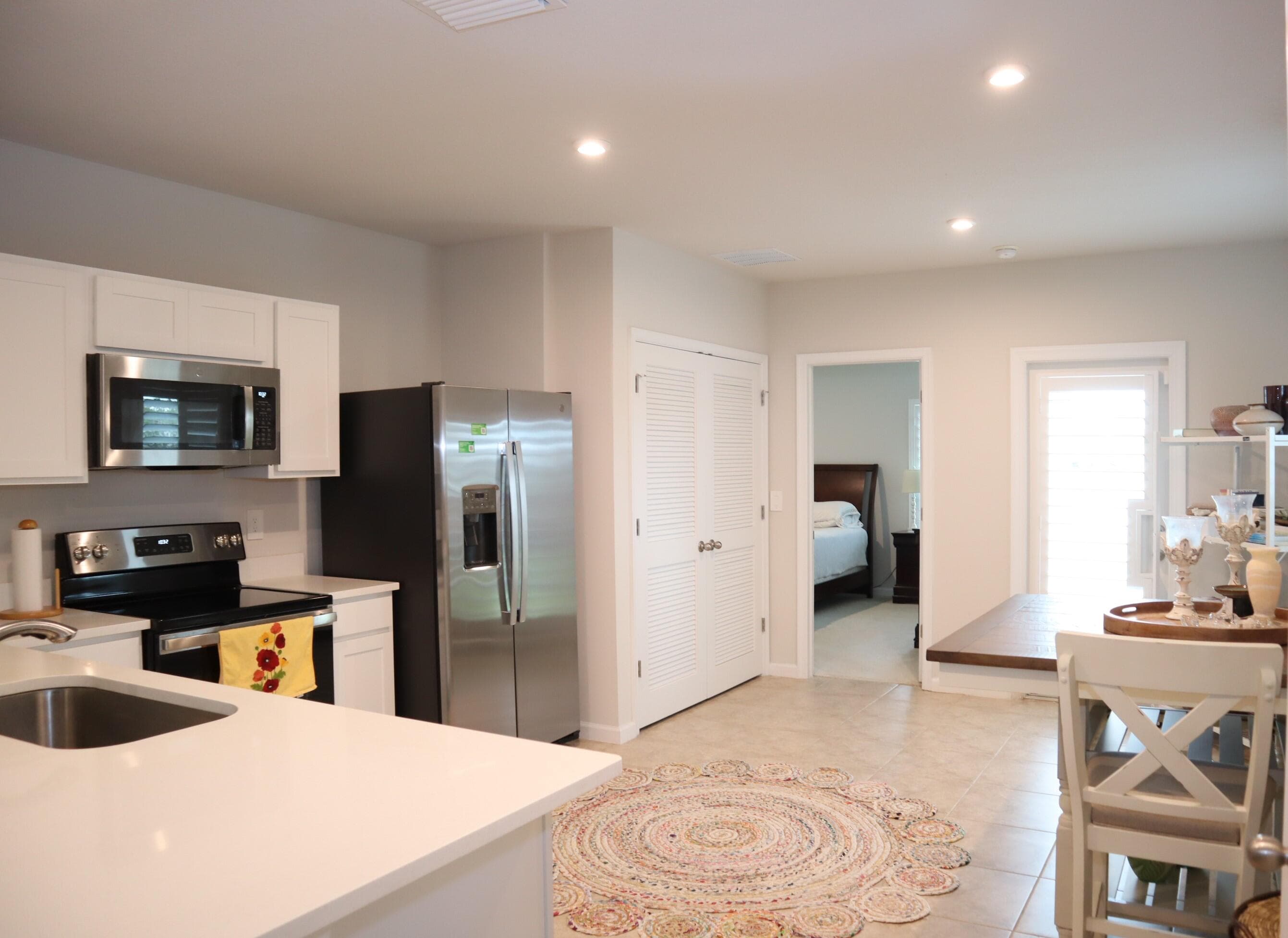 517 Cherimoya Street, Fort Pierce, FL 34981 — photo 8 of 26