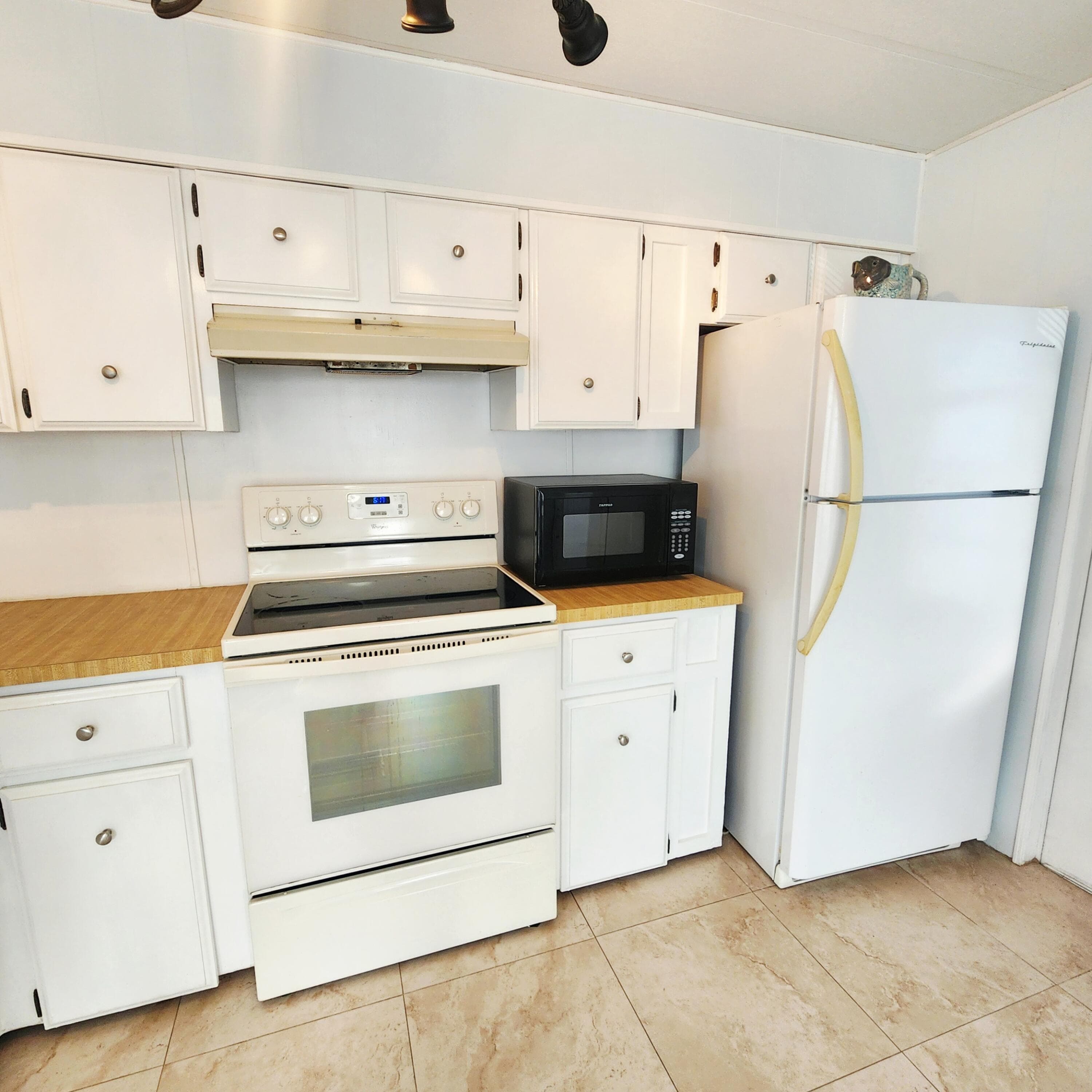 4 Boca Chica, Port St. Lucie, FL 34952 — photo 11 of 70