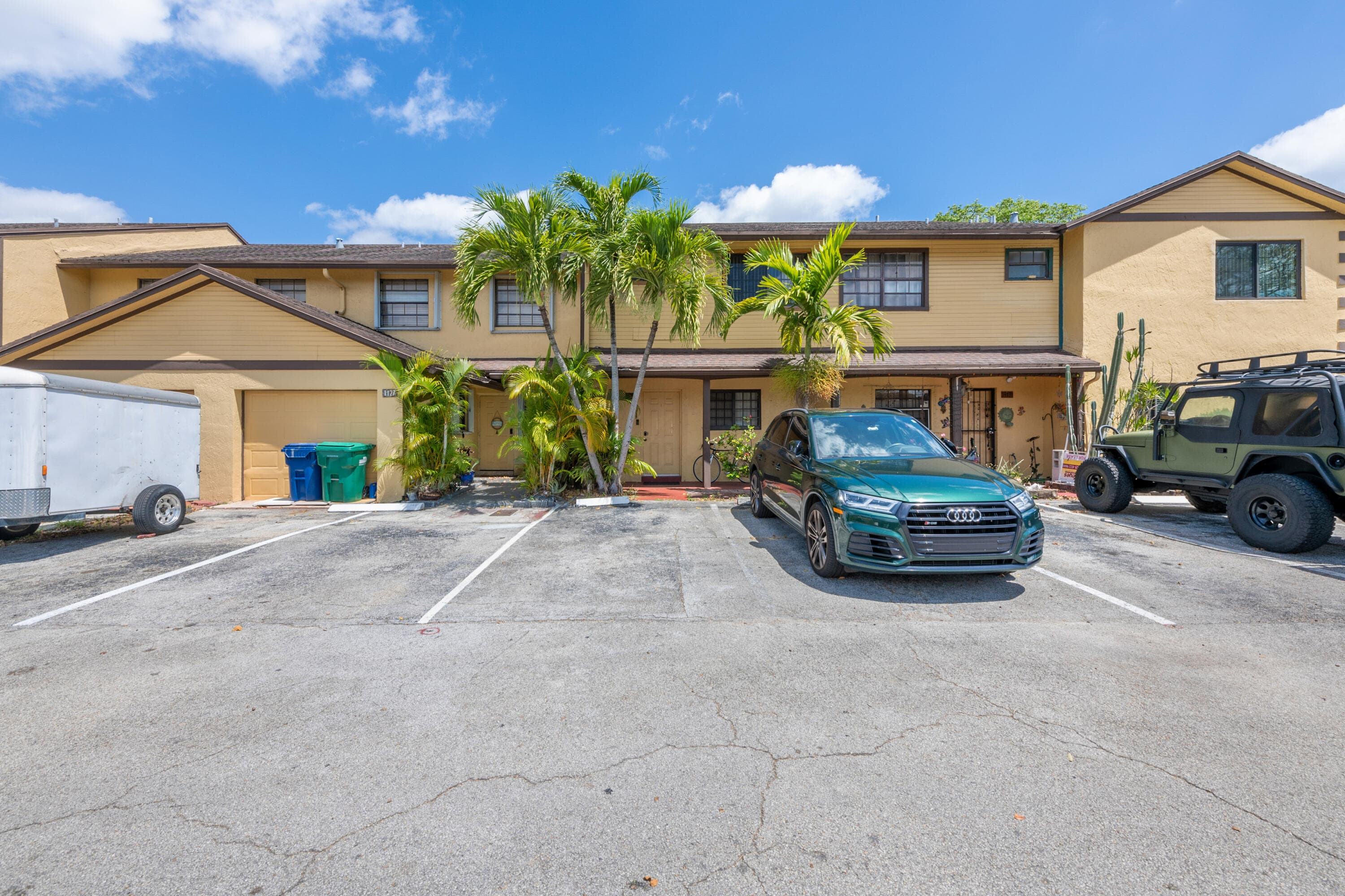 1129 NE 210th Terrace 210, Miami, FL 33179 — photo 4 of 22