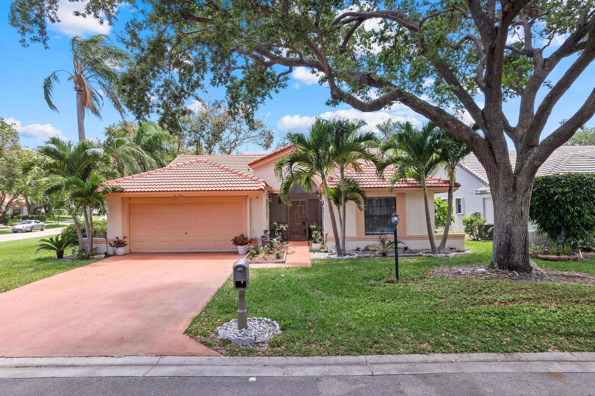 8521 Leeway Lane, Boynton Beach, FL 33436 — photo 3 of 36