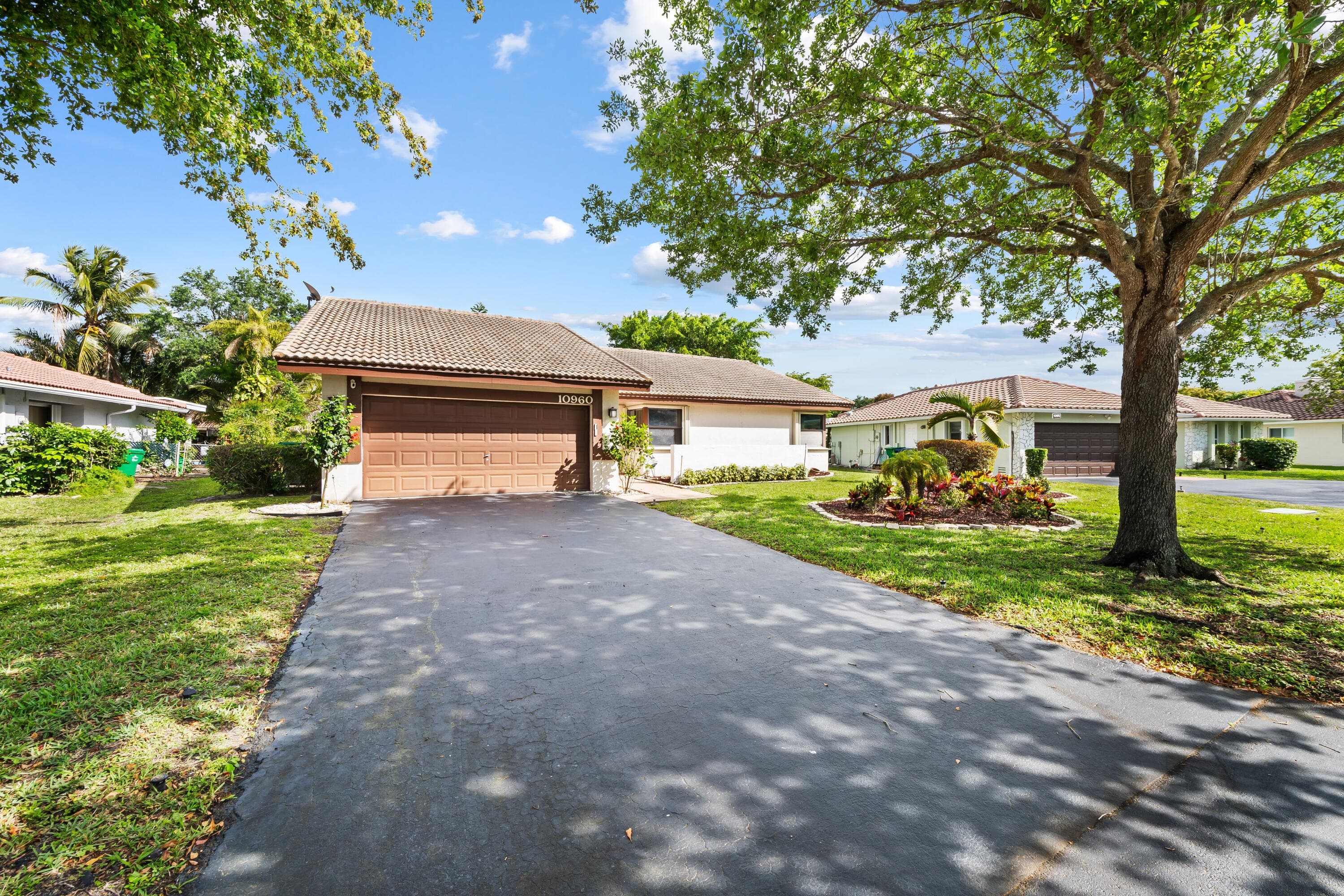10960 NW 17th Place, Coral Springs, FL 33071 — photo 4 of 34