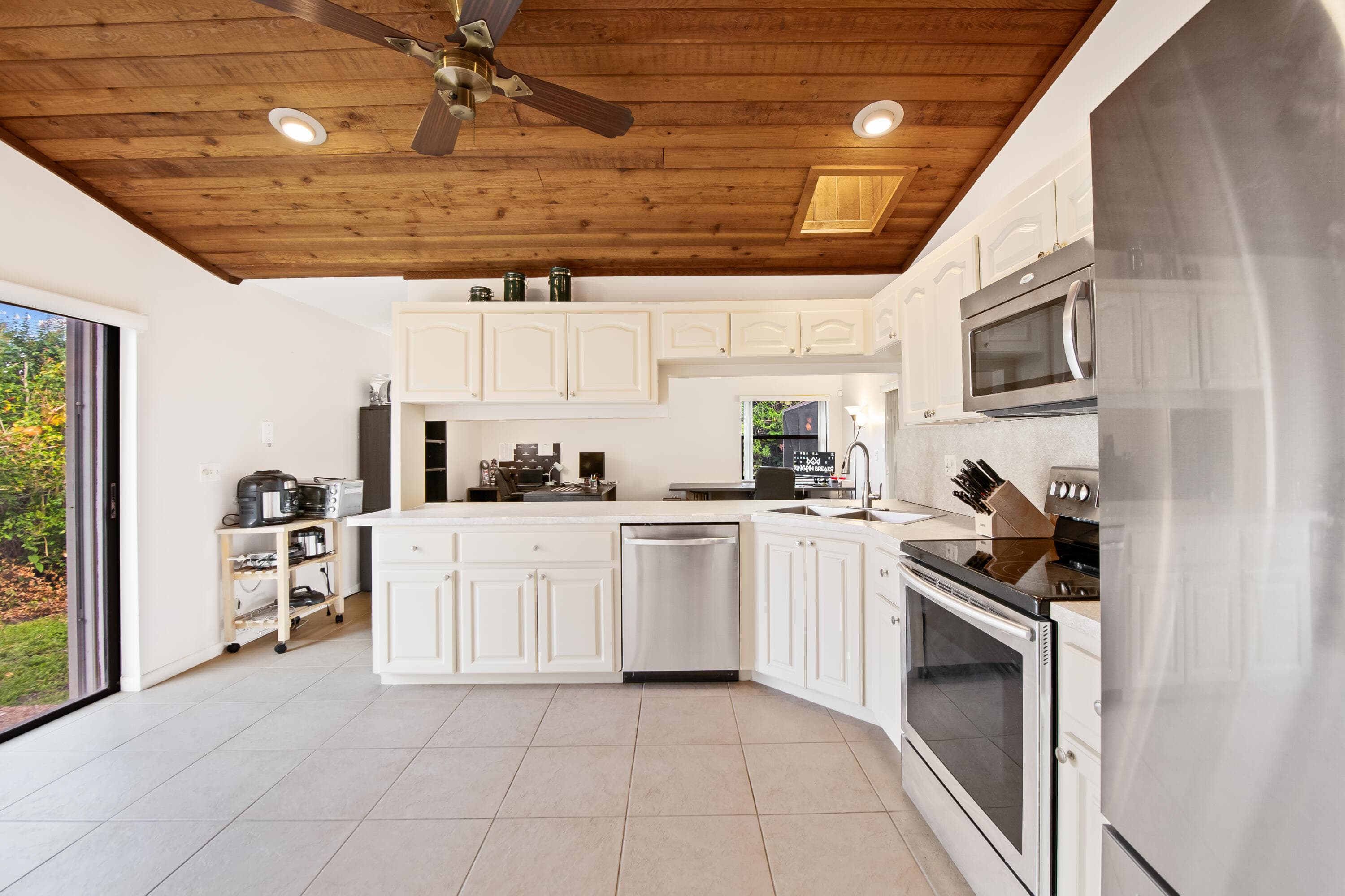 10960 NW 17th Place, Coral Springs, FL 33071 — photo 30 of 34