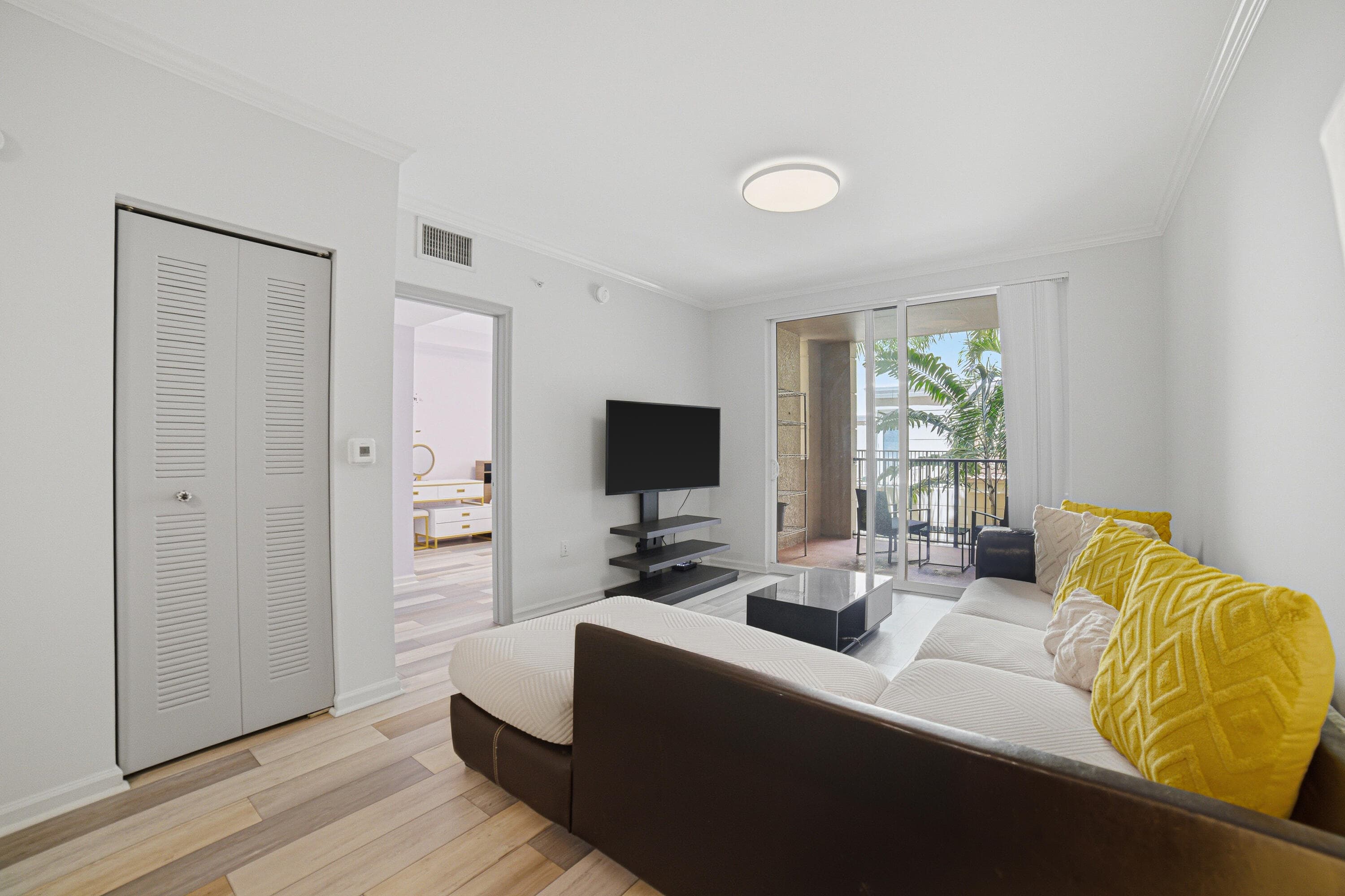17100 N Bay Road Unit 1214, Sunny Isles Beach, FL 33160 — photo 14 of 38