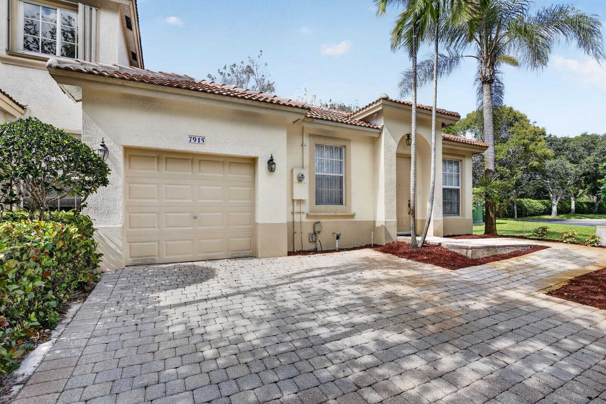 7915 NW 20th Street, Pembroke Pines, FL 33024 — photo 1 of 45