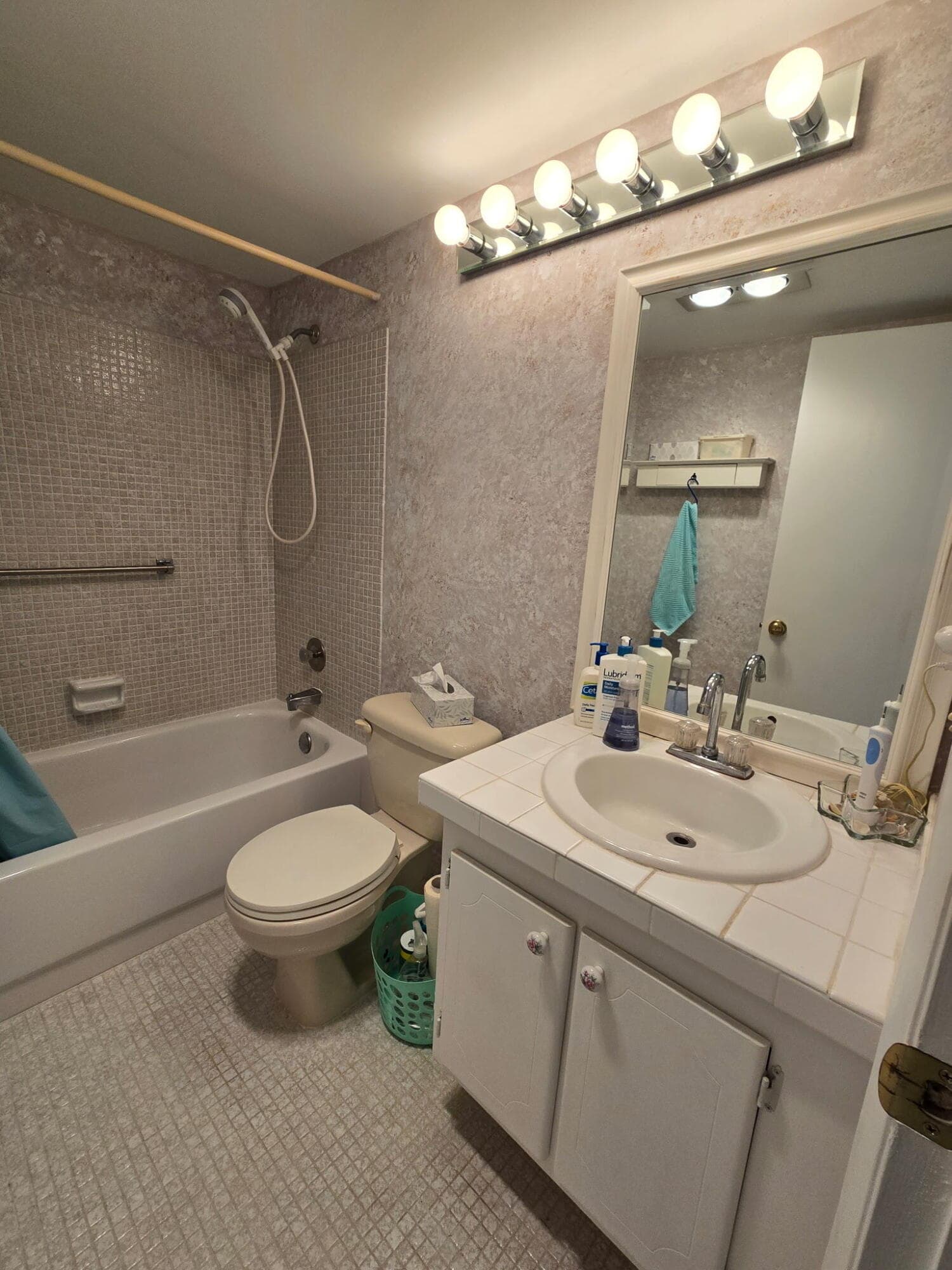 43 Markham B 43, Deerfield Beach, FL 33442 — photo 10 of 58