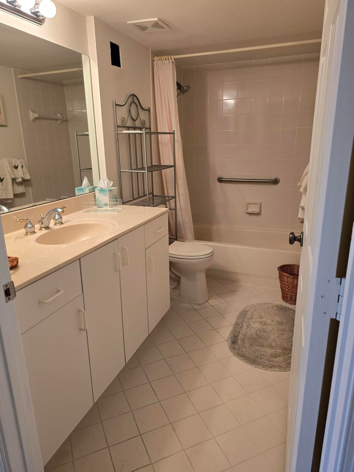 12547 Imperial Isle Drive 304, Boynton Beach, FL 33437 — photo 8 of 31