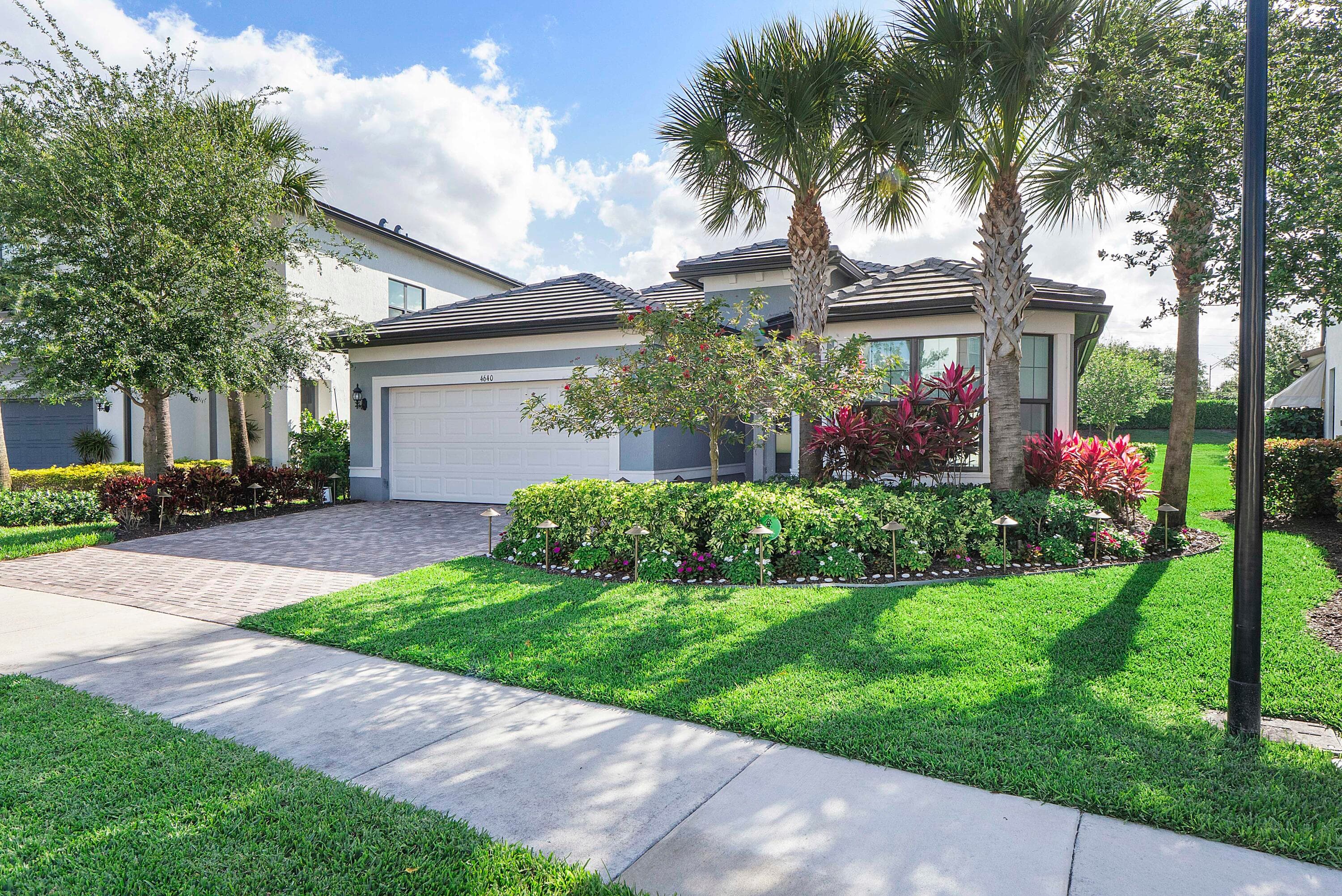 4640 E Pinehurst Trl Trail E, Fort Lauderdale, FL 33309 — photo 54 of 91