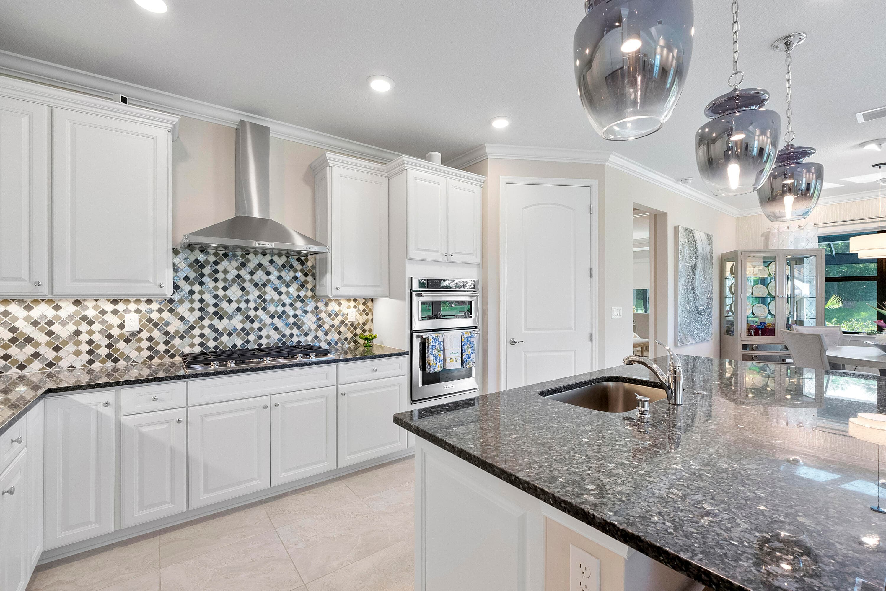 4640 E Pinehurst Trl Trail E, Fort Lauderdale, FL 33309 — photo 31 of 91