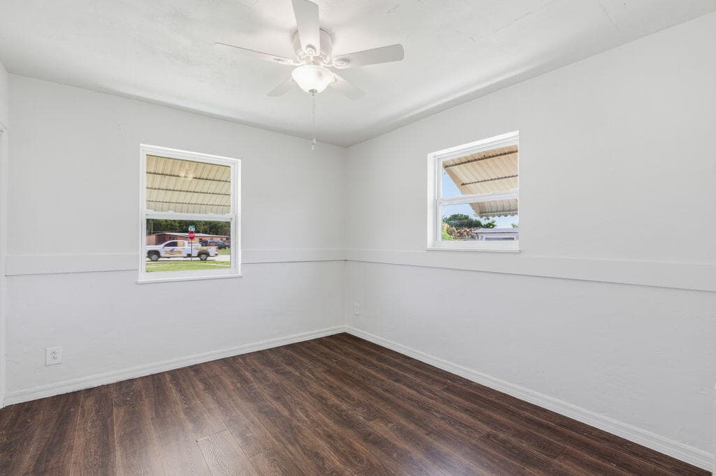 102 SE El Sito Court, Port St. Lucie, FL 34983 — photo 18 of 27