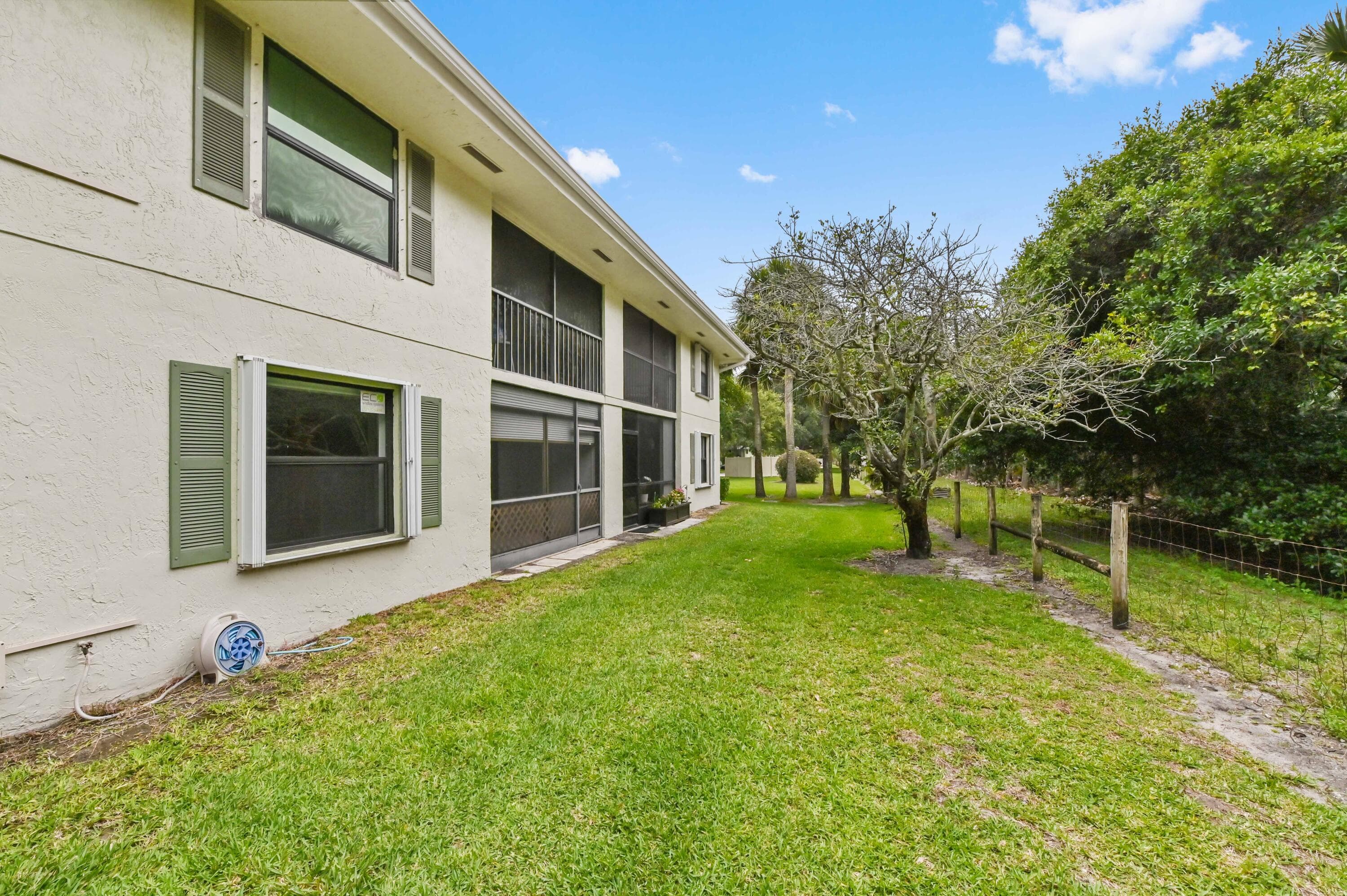 1701 Sabal Ridge Circle B, Palm Beach Gardens, FL 33418 — photo 22 of 24