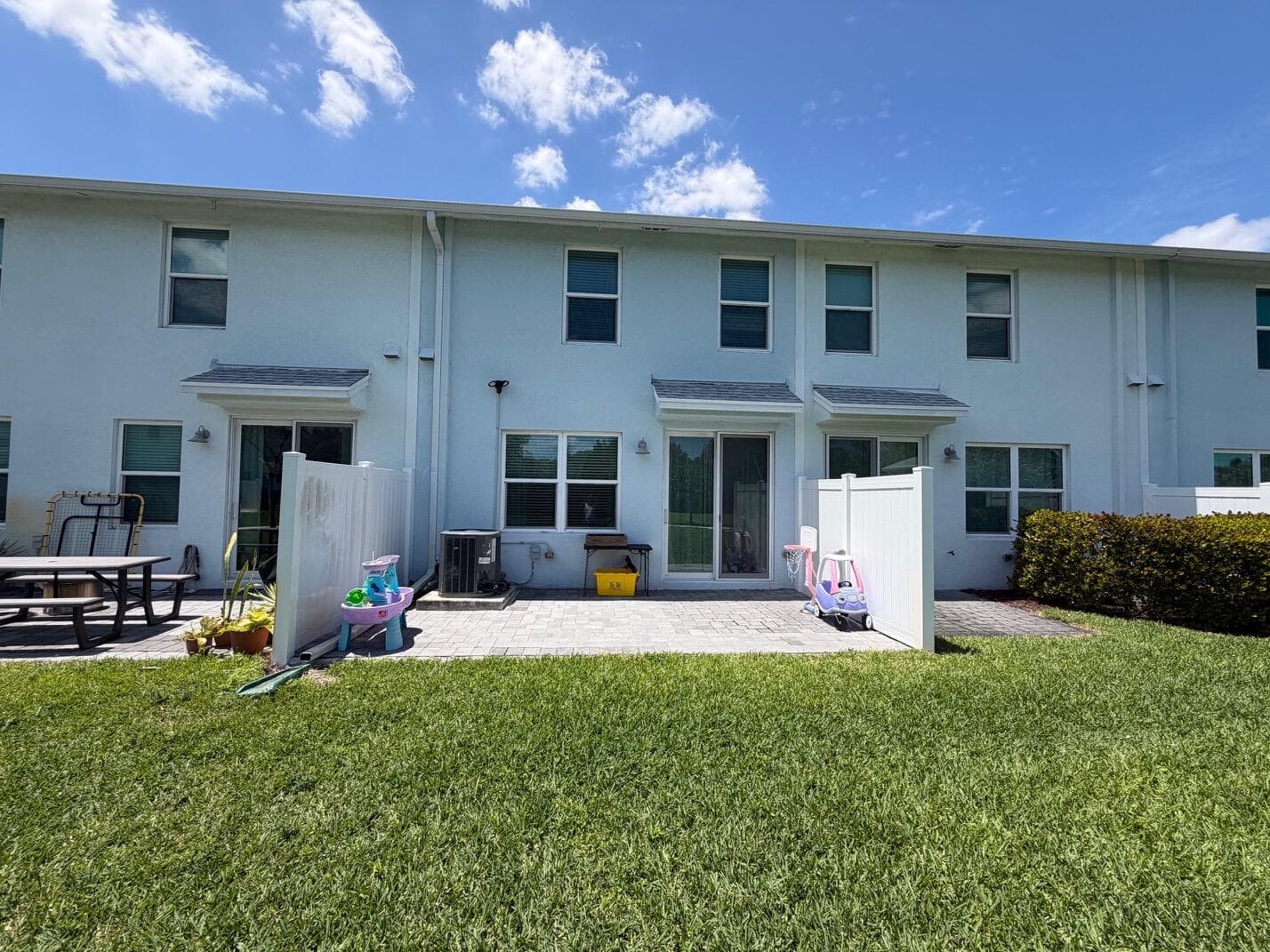 900 Seabright Avenue, West Palm Beach, FL 33413 — photo 14 of 25