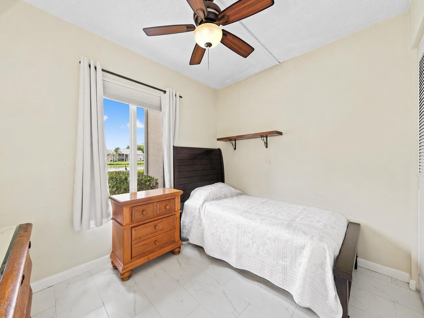 13750 Oneida Drive E1, Delray Beach, FL 33446 — photo 14 of 22