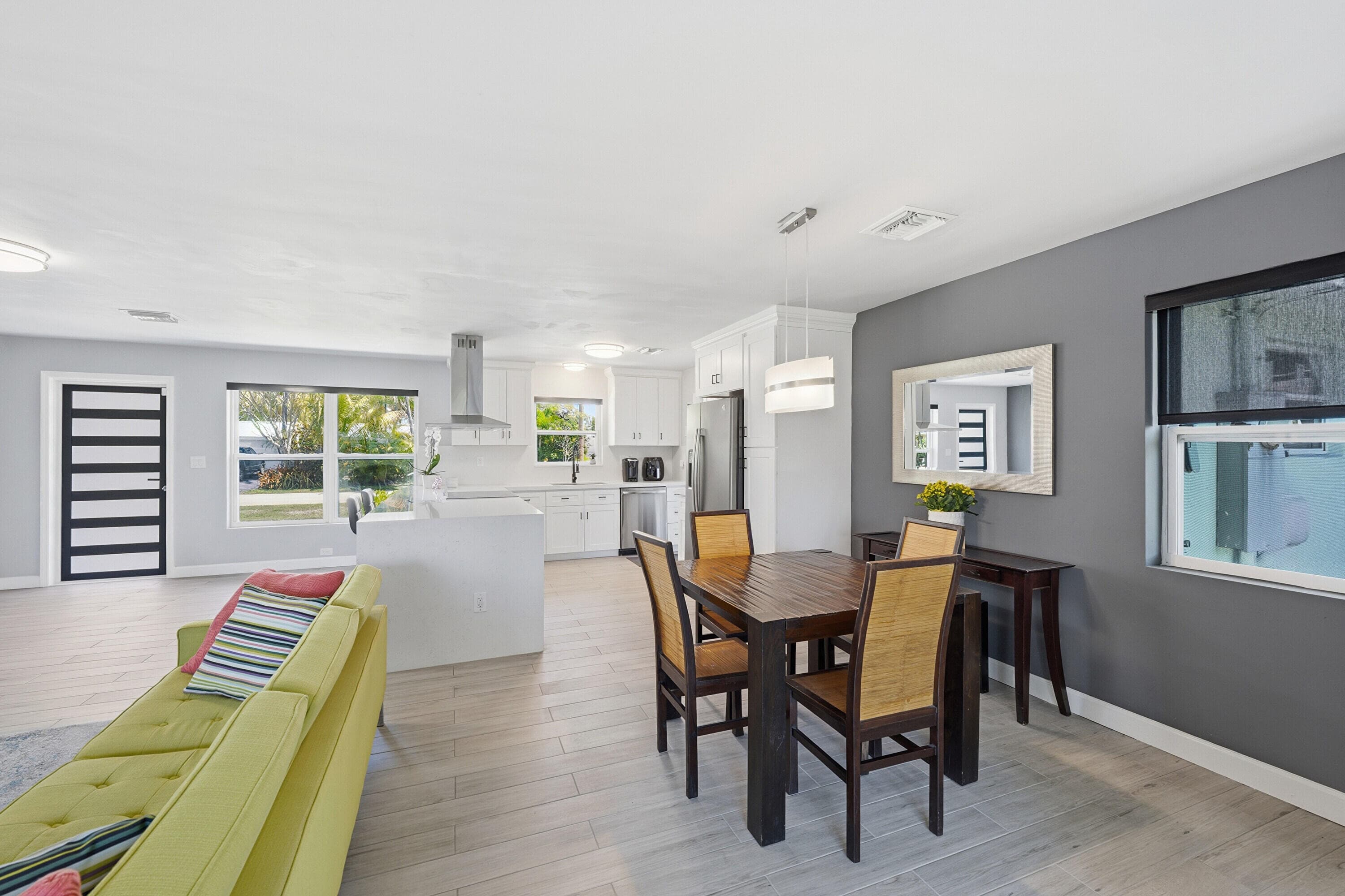 4441 NE 15th Avenue, Oakland Park, FL 33334 — photo 17 of 45