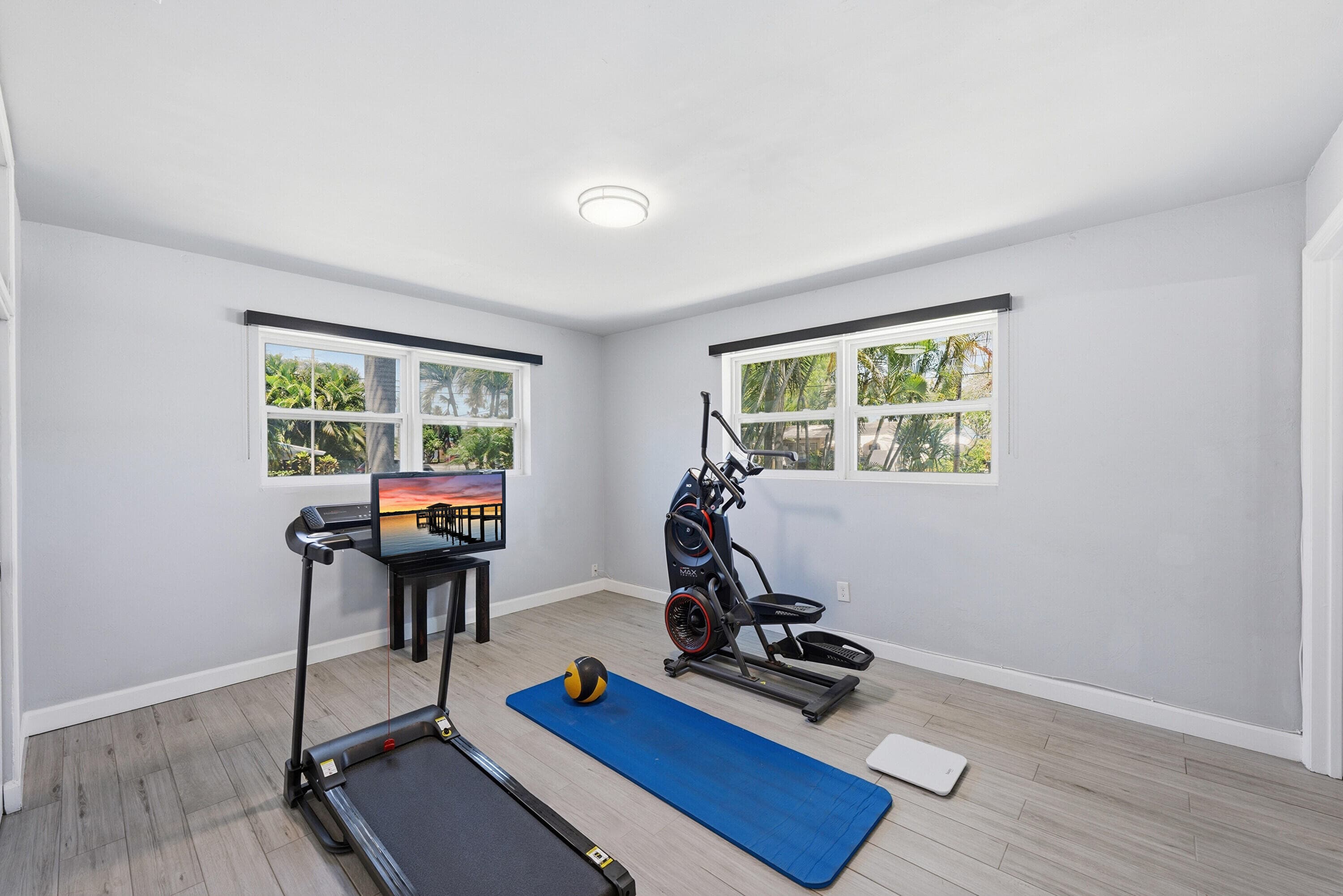 4441 NE 15th Avenue, Oakland Park, FL 33334 — photo 25 of 45