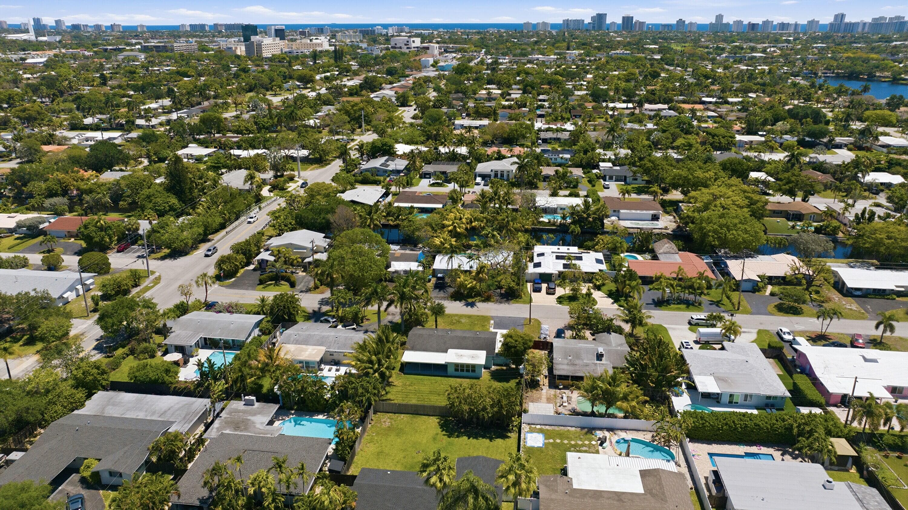 4441 NE 15th Avenue, Oakland Park, FL 33334 — photo 30 of 45