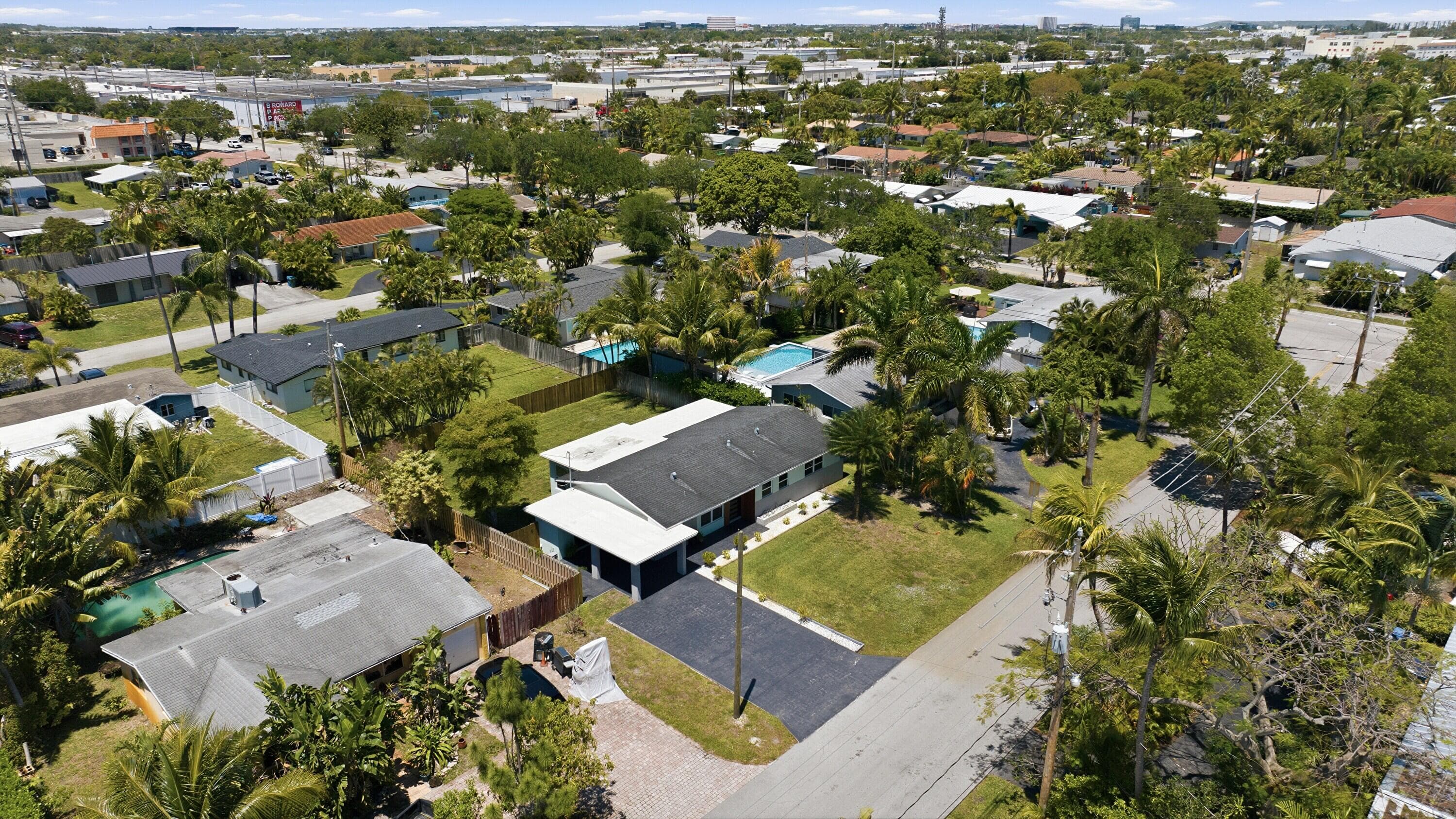 4441 NE 15th Avenue, Oakland Park, FL 33334 — photo 31 of 45