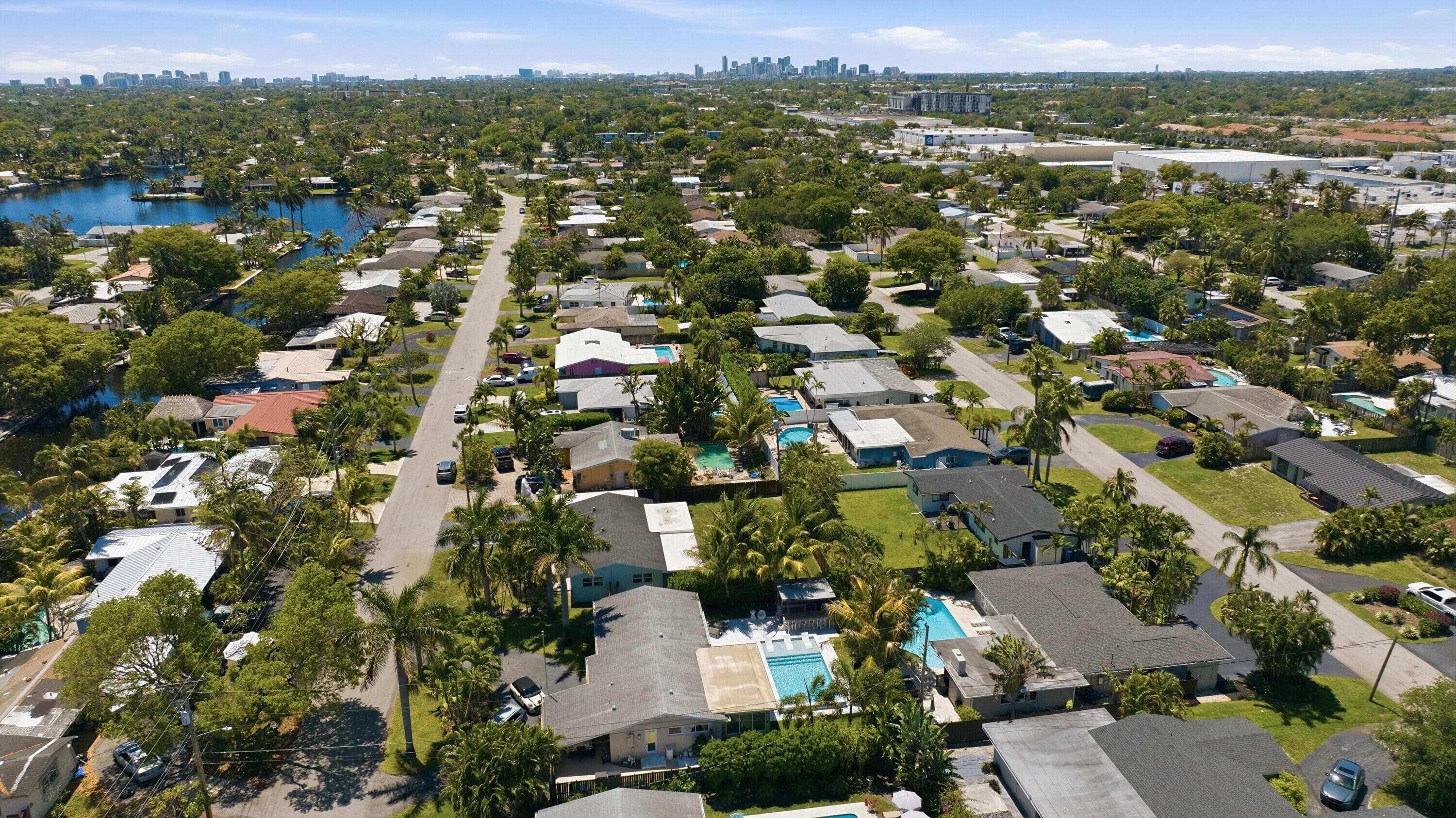 4441 NE 15th Avenue, Oakland Park, FL 33334 — photo 35 of 45