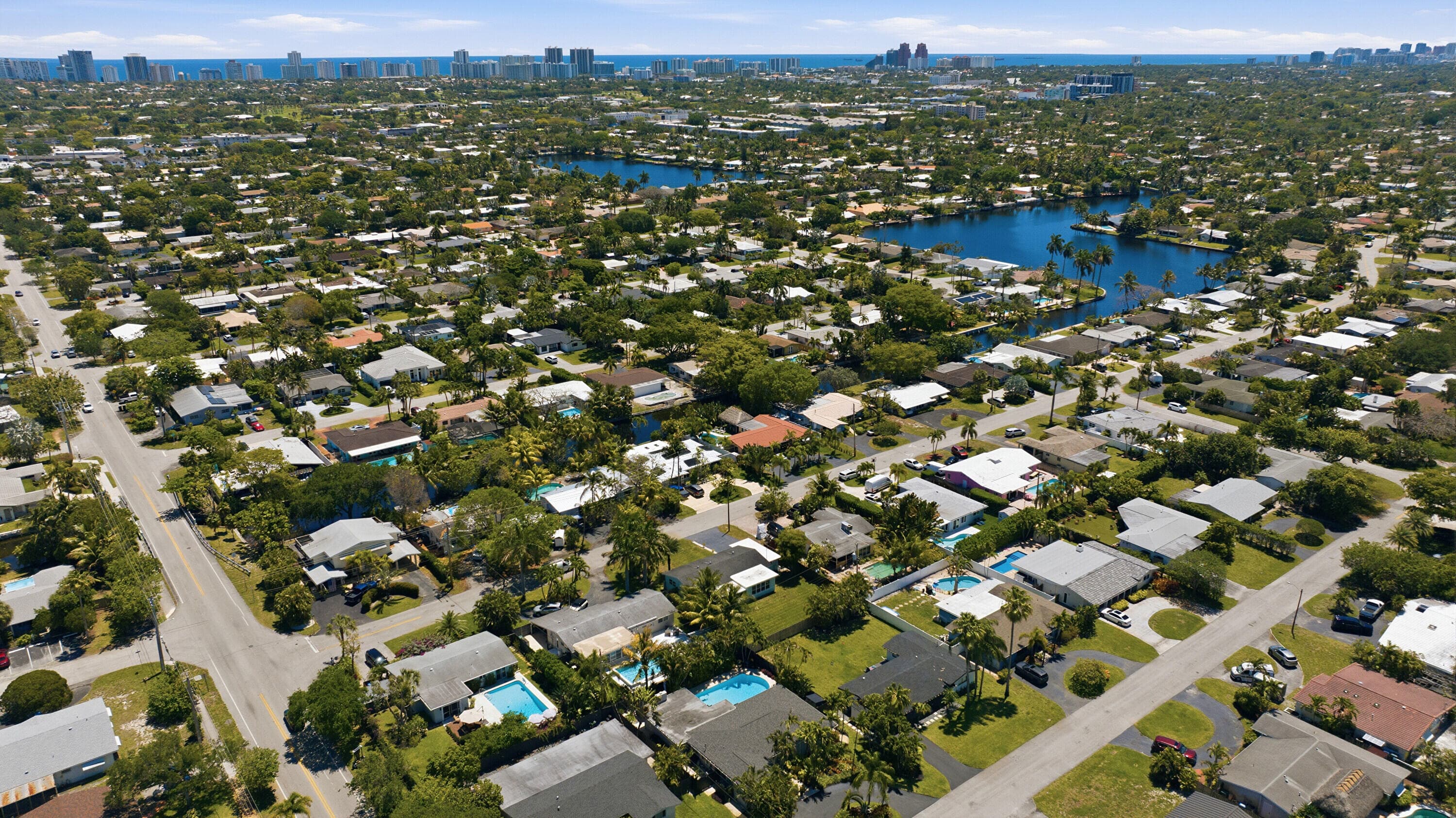 4441 NE 15th Avenue, Oakland Park, FL 33334 — photo 38 of 45