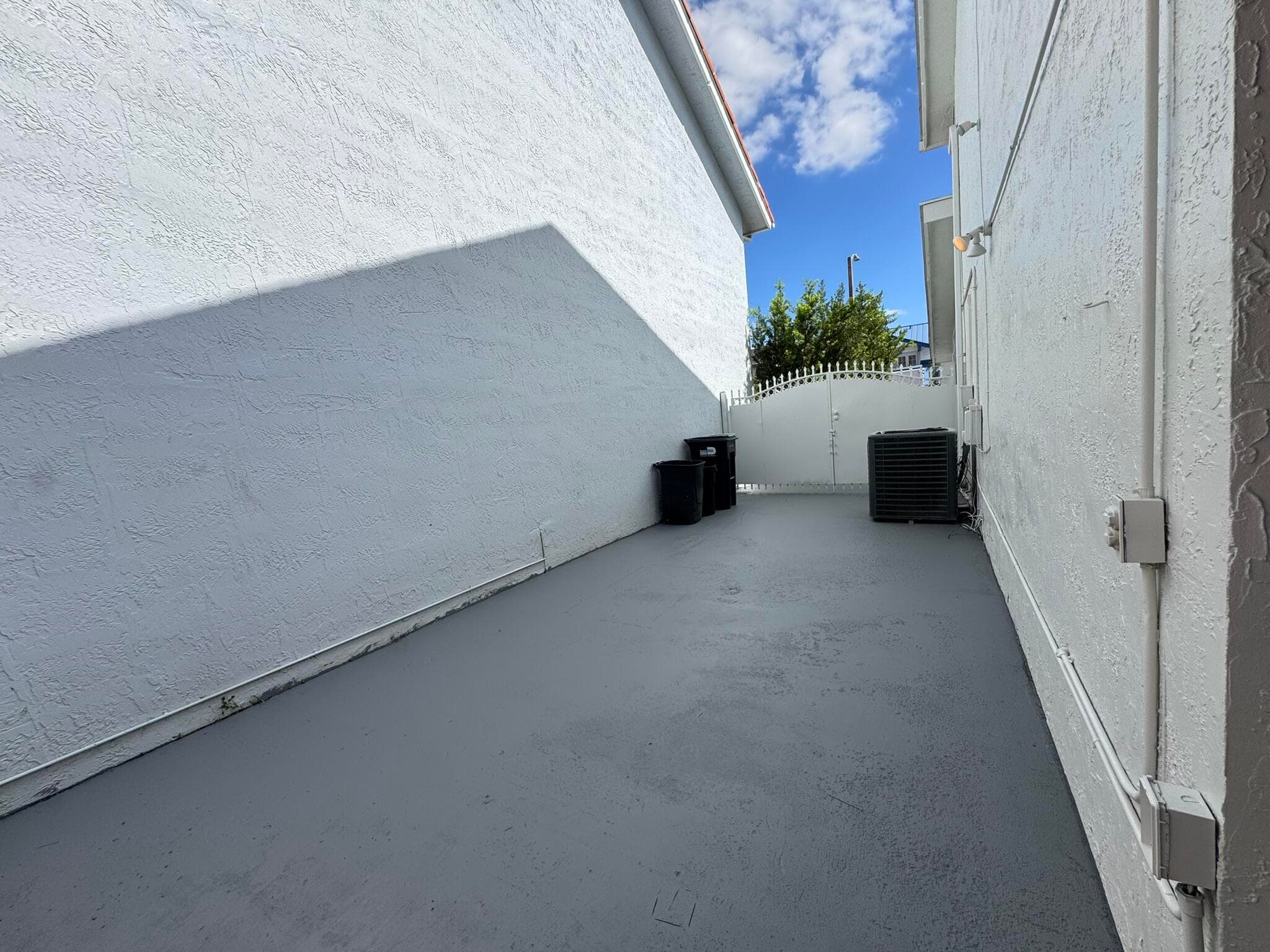 8917 SW Grand Canal Drive, Miami, FL 33174 — photo 35 of 36