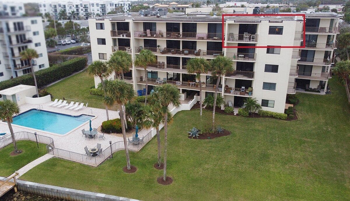 1202 S Lake Drive 502, Lantana, FL 33462 — photo 2 of 22