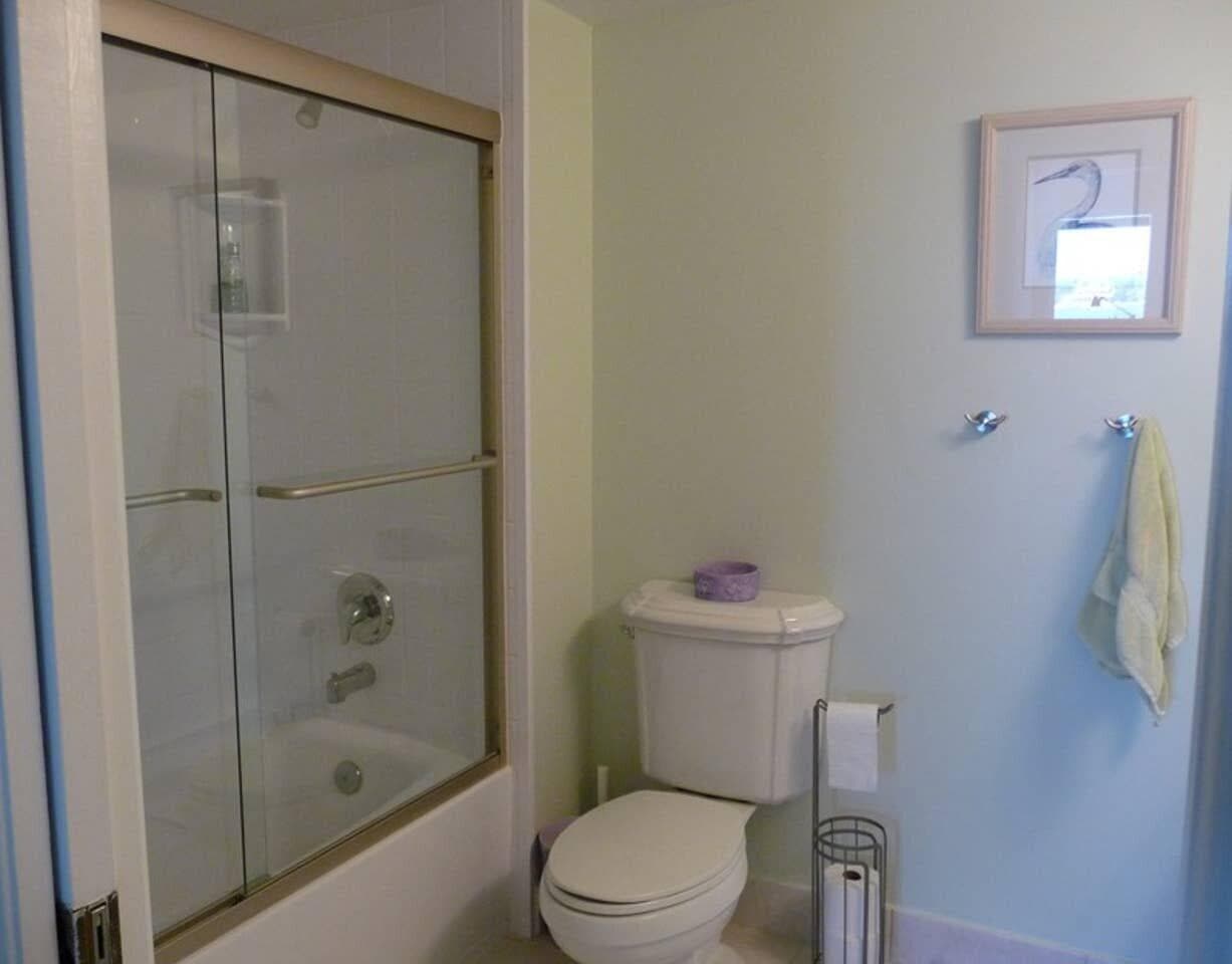 1202 S Lake Drive 502, Lantana, FL 33462 — photo 16 of 22