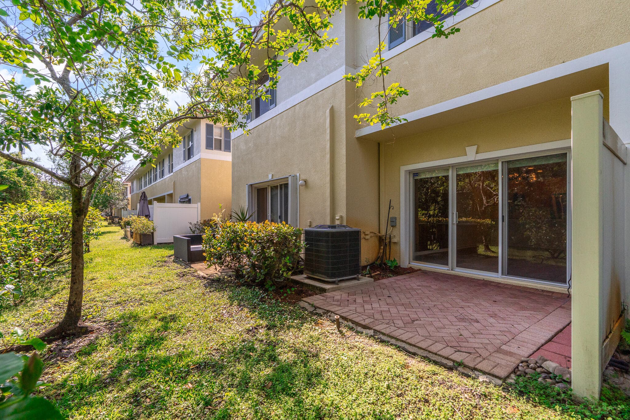 2543 NW 31st Court 2543, Oakland Park, FL 33309 — photo 32 of 44