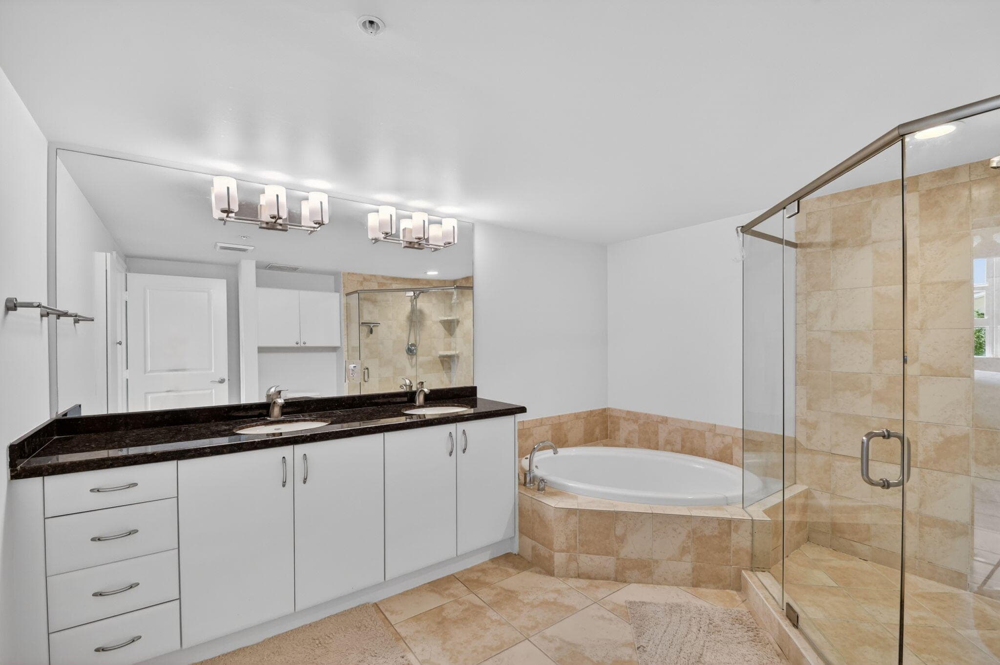 403 S Sapodilla Avenue 307, West Palm Beach, FL 33401 — photo 25 of 53