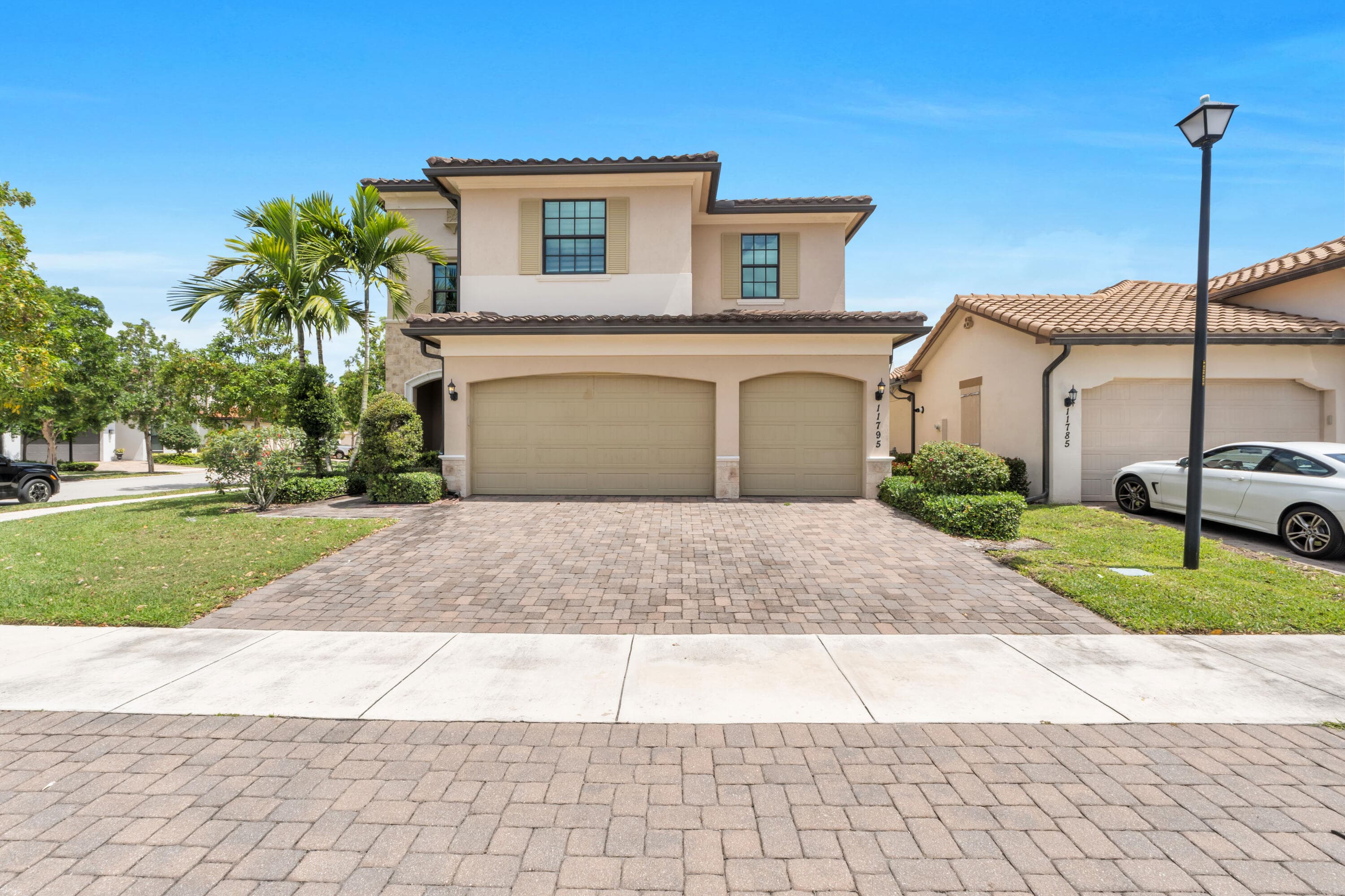 11795 Waterway Circle, Parkland, FL 33076 — photo 4 of 54