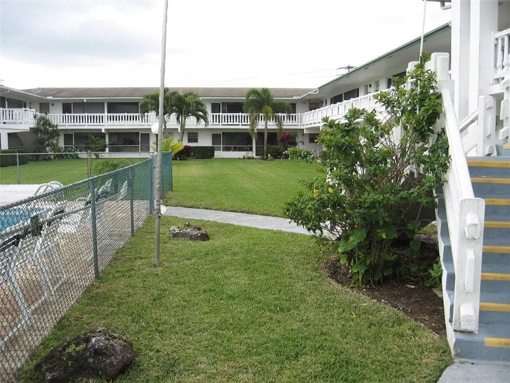 1621 NW 46th Avenue 101, Lauderhill, FL 33313 — photo 16 of 19