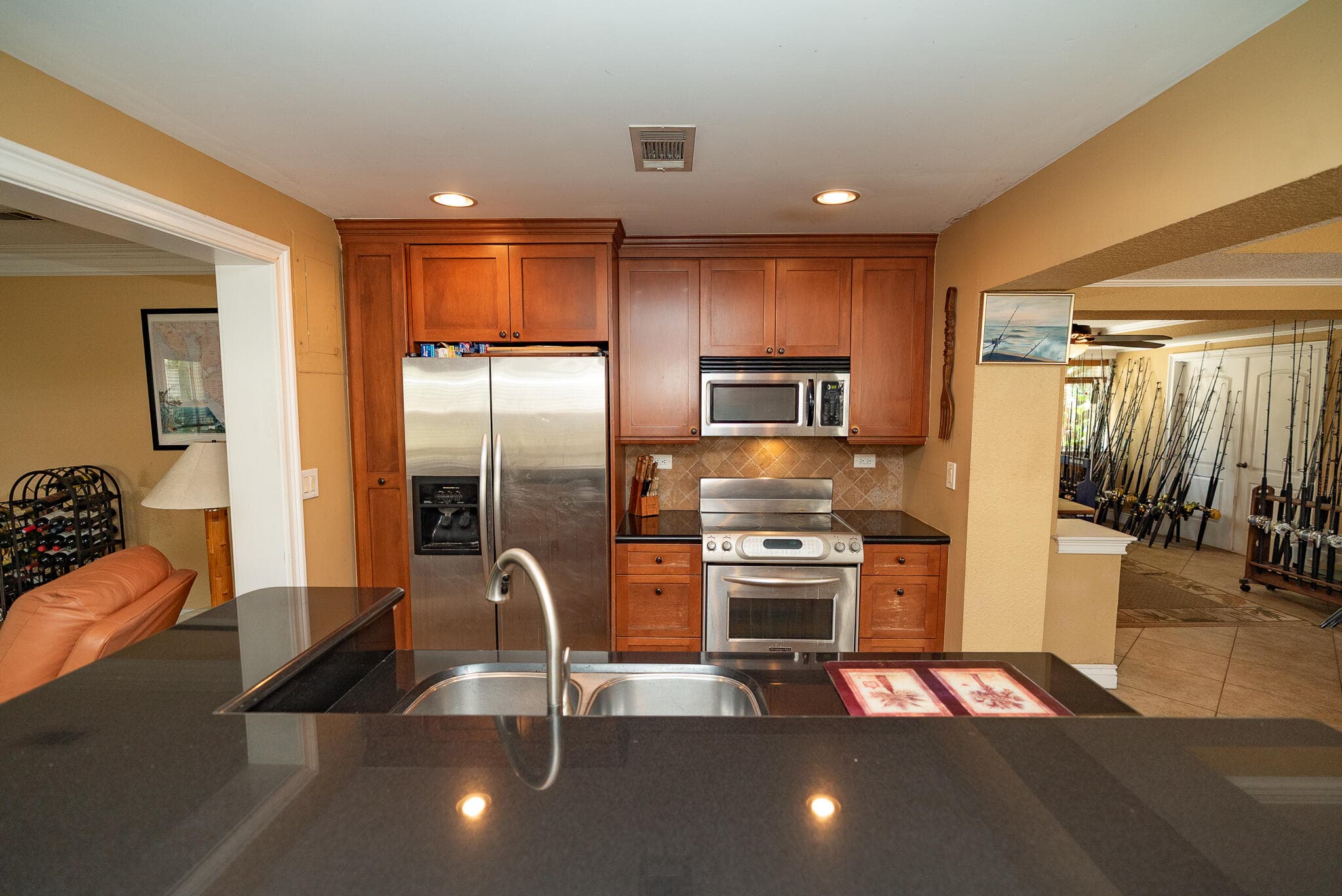 820 SW 18th Court, Fort Lauderdale, FL 33315 — photo 7 of 45