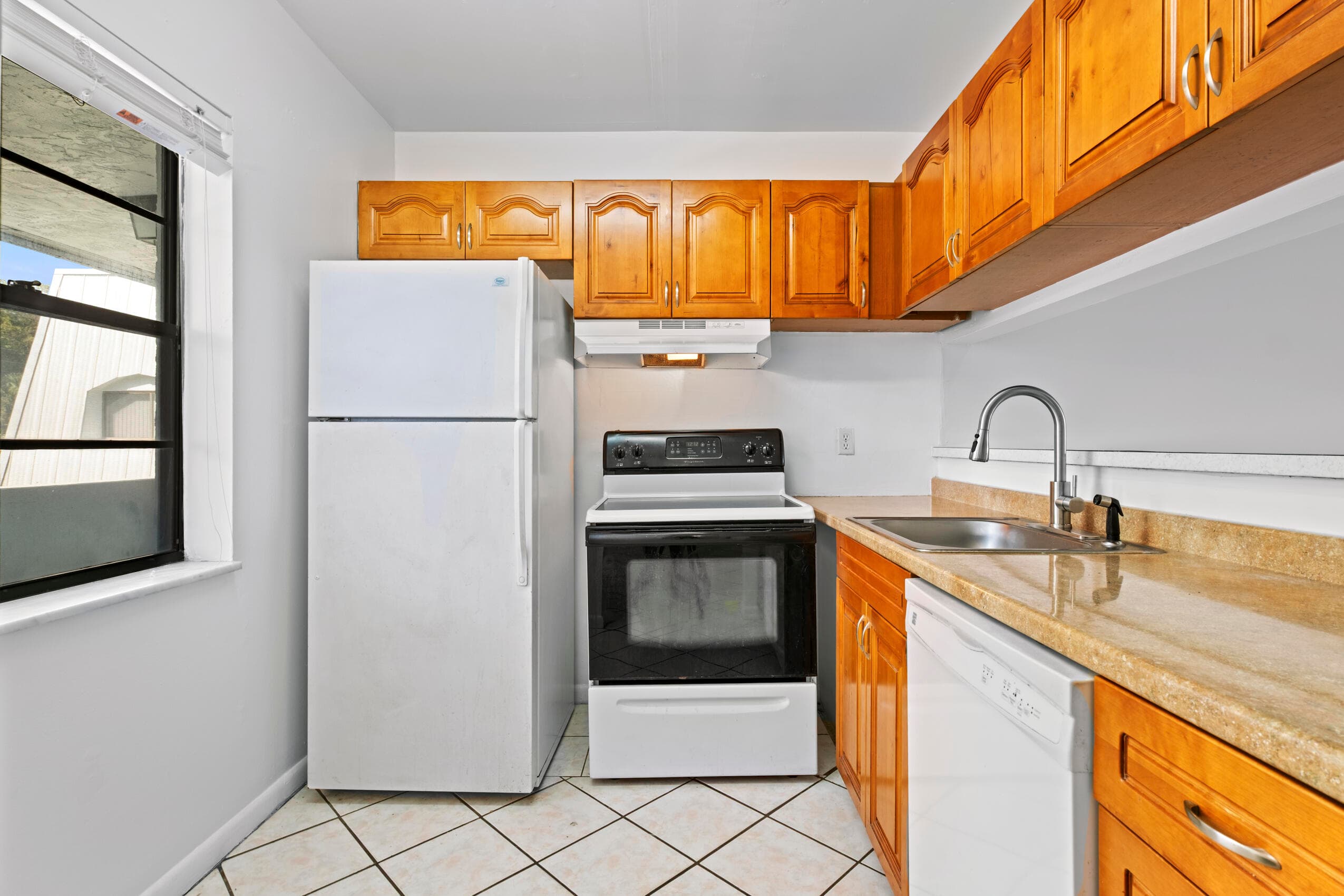 825 NW 13th Street 223, Boca Raton, FL 33486 — photo 6 of 41