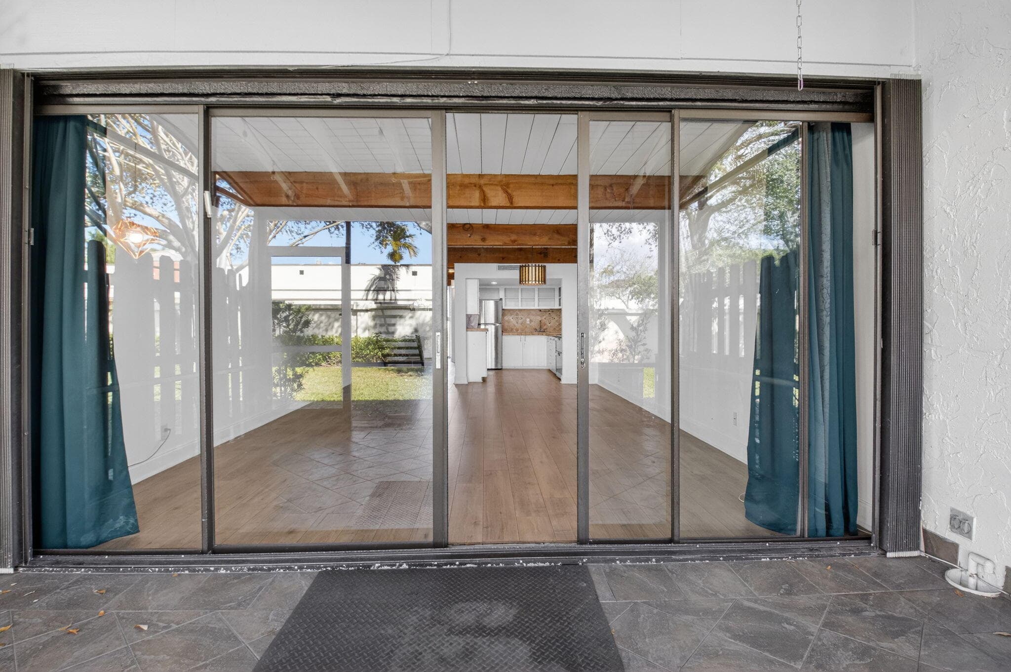 4761 NW 2nd Avenue 301, Boca Raton, FL 33431 — photo 22 of 50