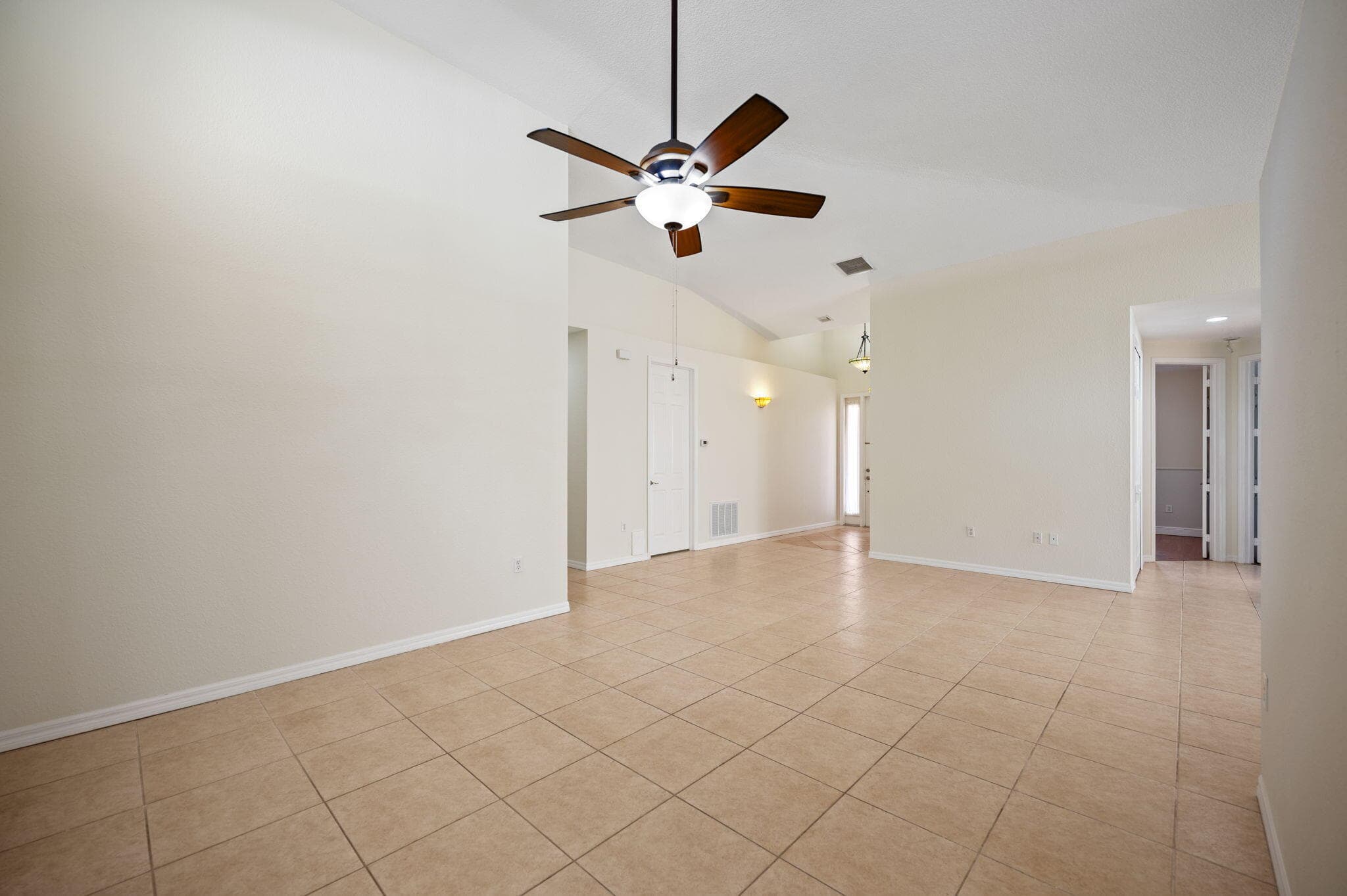 7039 Golf Pointe Circle, Tamarac, FL 33321 — photo 7 of 34