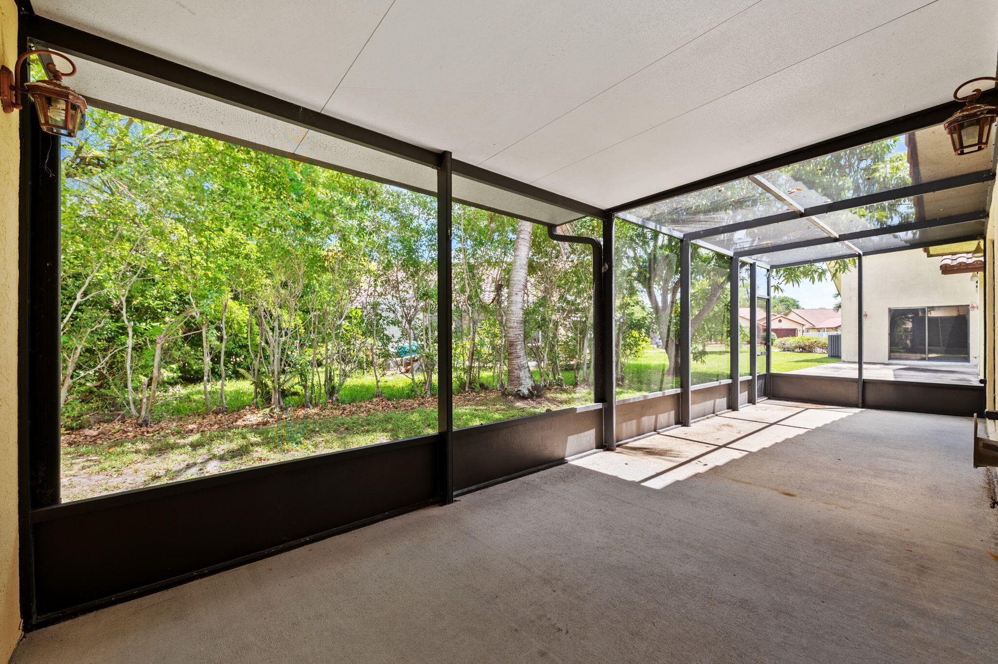 7039 Golf Pointe Circle, Tamarac, FL 33321 — photo 23 of 34