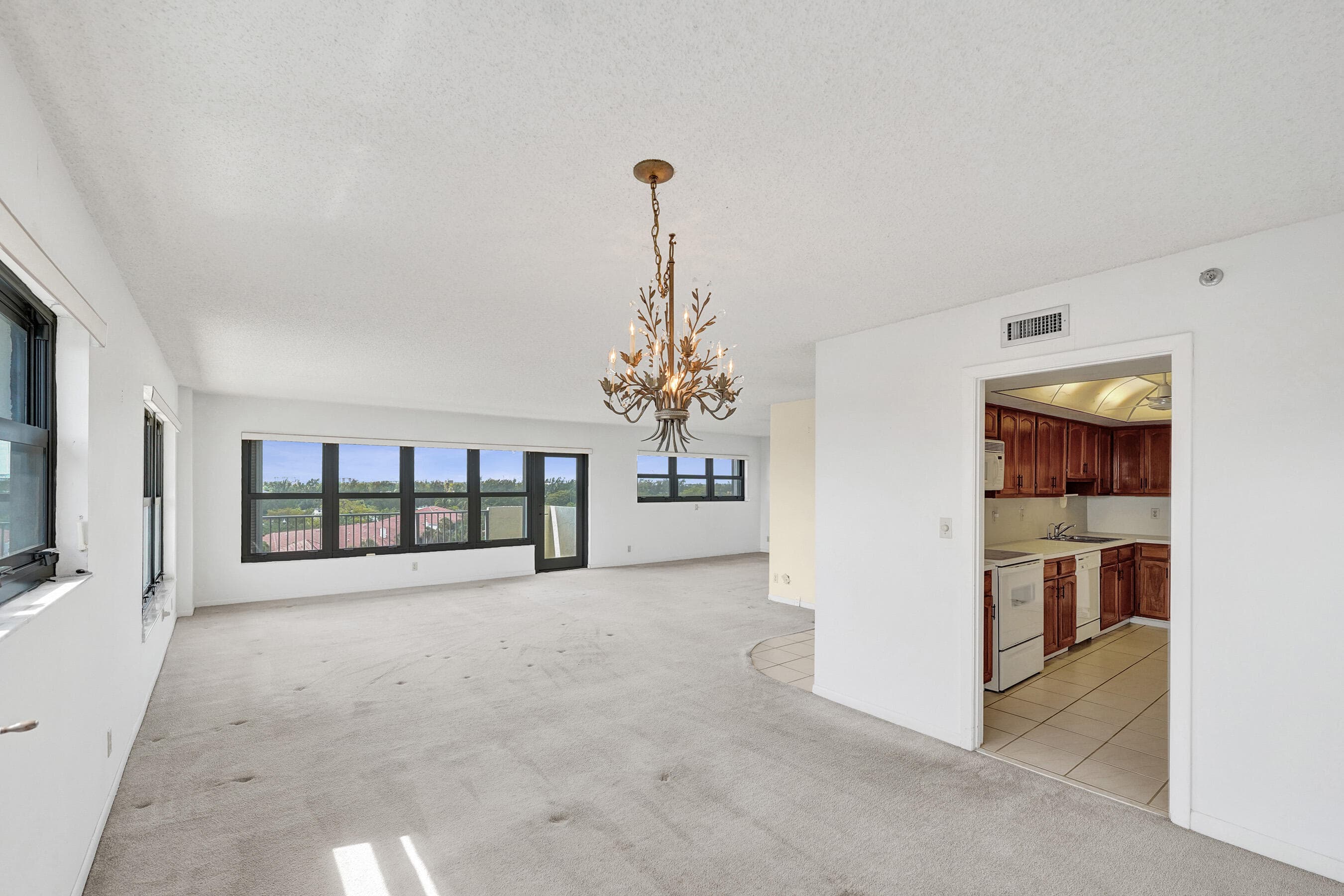 3200 Port Royale Drive N 701, Fort Lauderdale, FL 33308 — photo 10 of 43