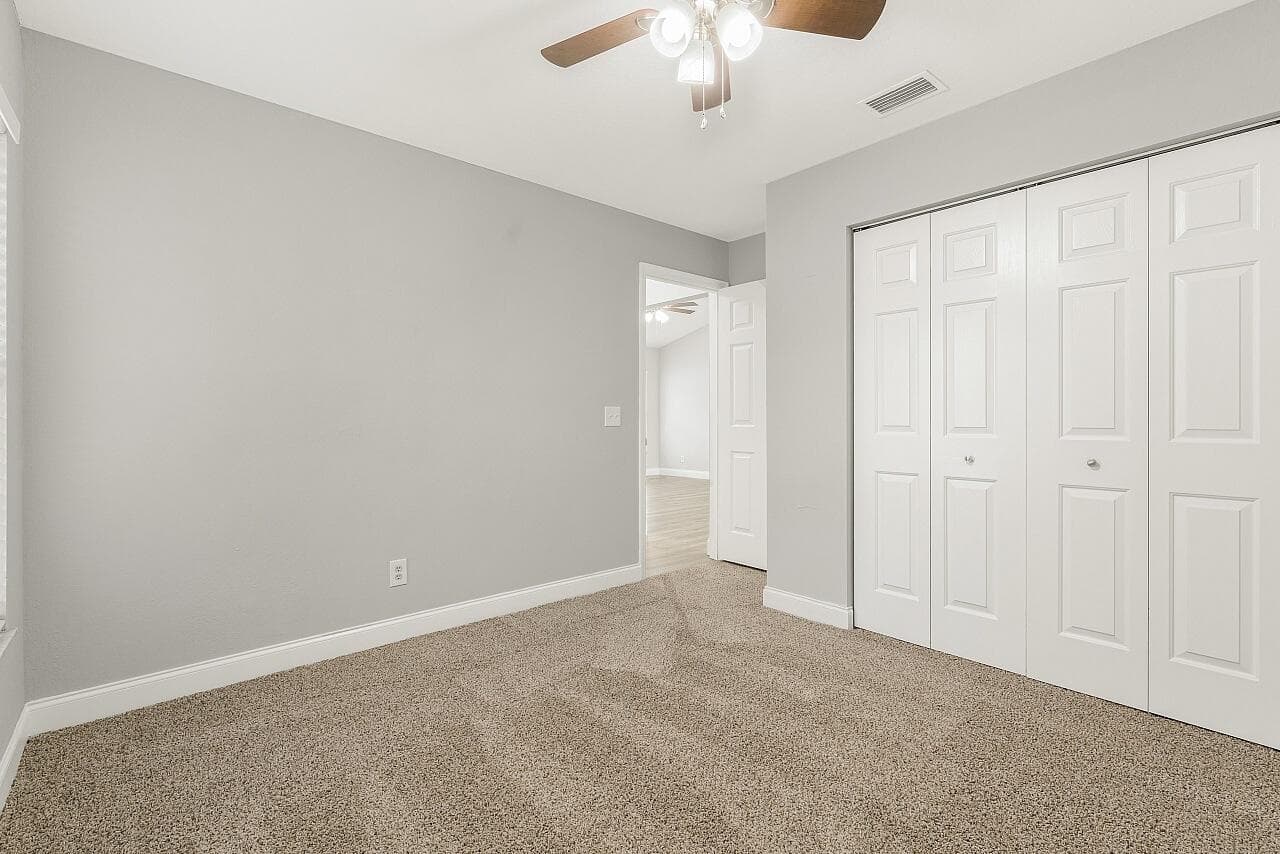 225 12th Street SW, Vero Beach, FL 32962 — photo 24 of 30
