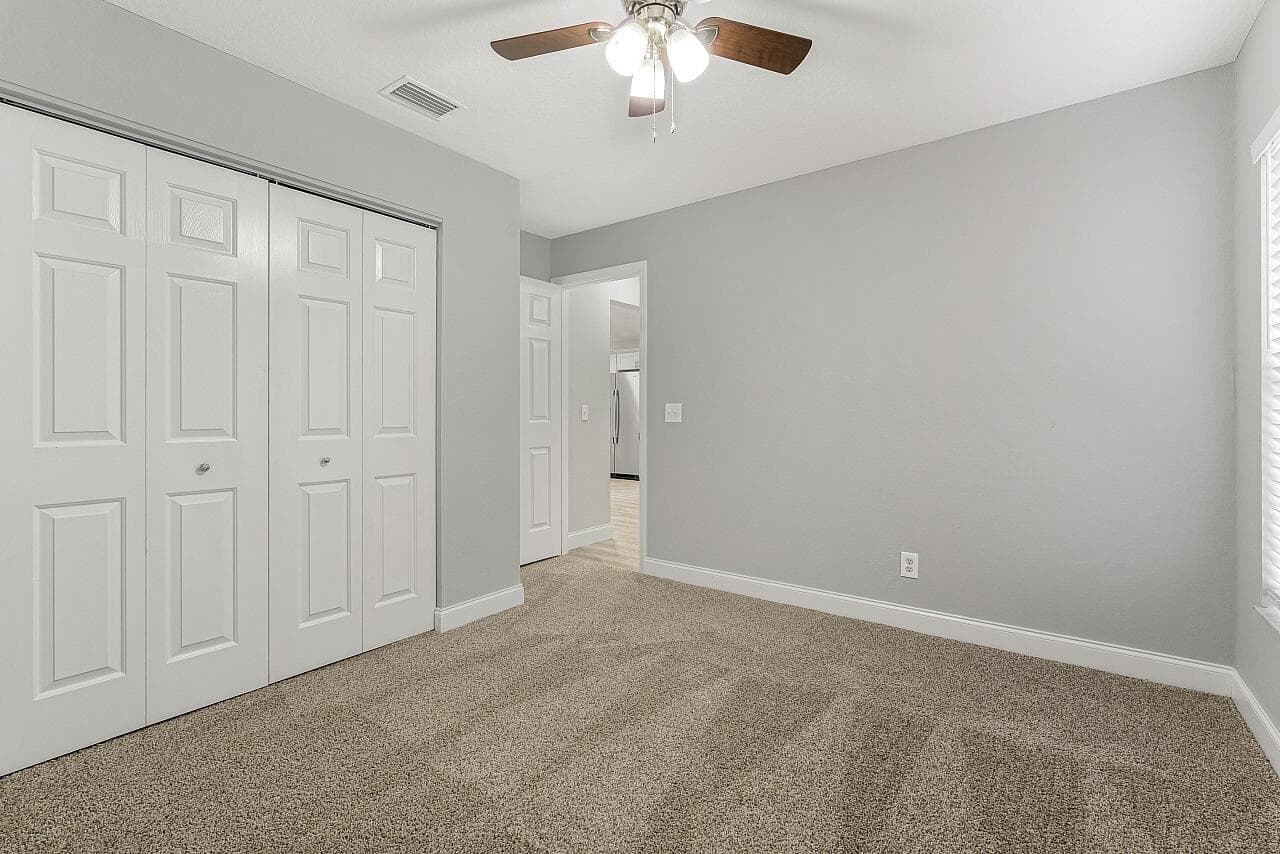 225 12th Street SW, Vero Beach, FL 32962 — photo 27 of 30