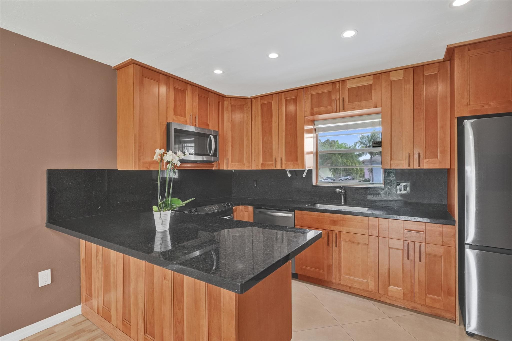 7580 SW 82nd Street 216, Miami, FL 33143 — photo 4 of 23