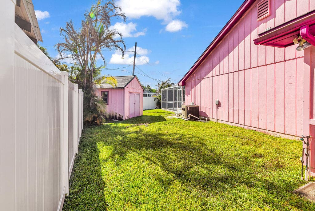 2024 NE 24th Street, Jensen Beach, FL 34957 — photo 12 of 49