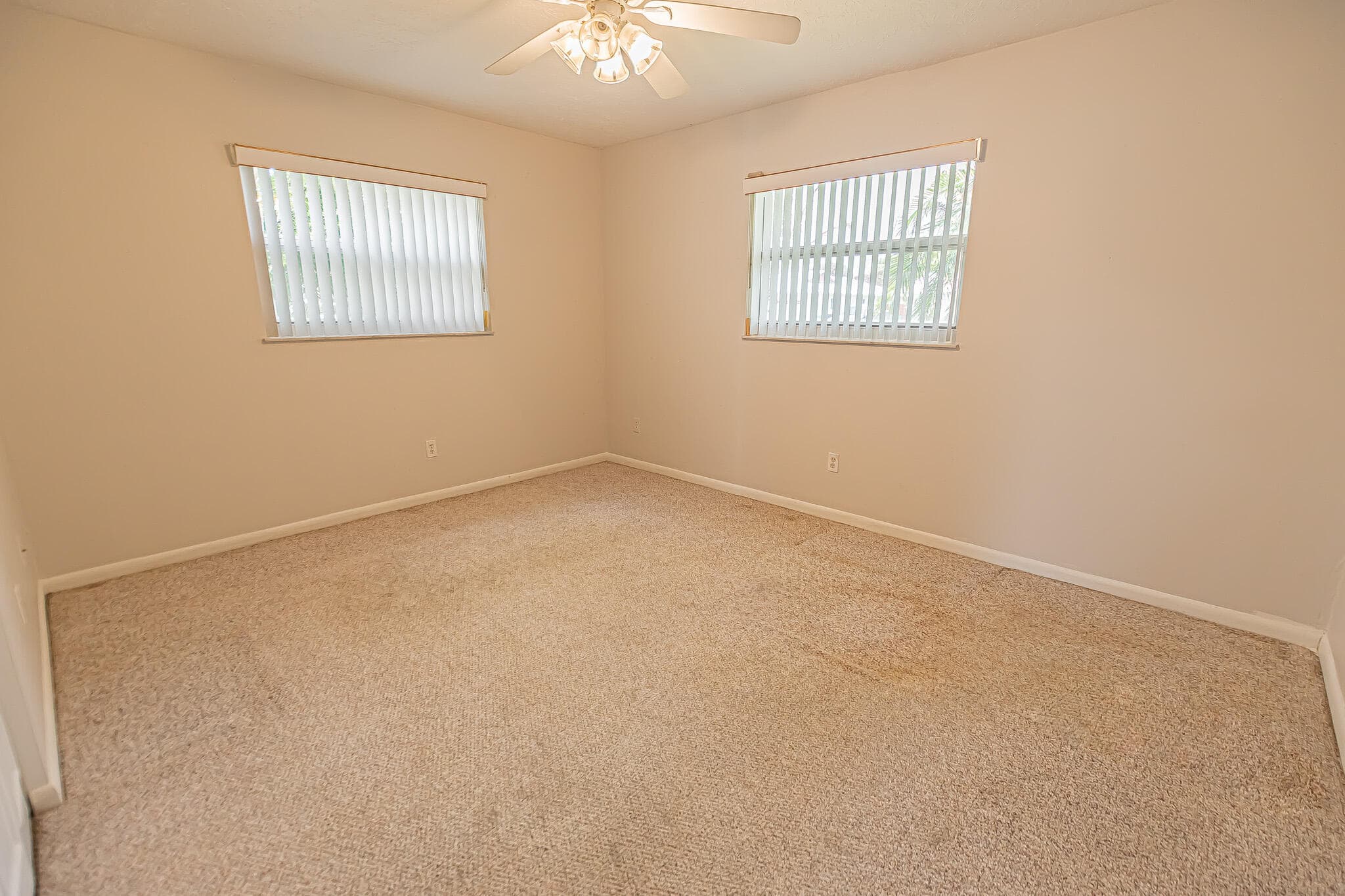 417 SE Verada Avenue, Port St. Lucie, FL 34983 — photo 13 of 34
