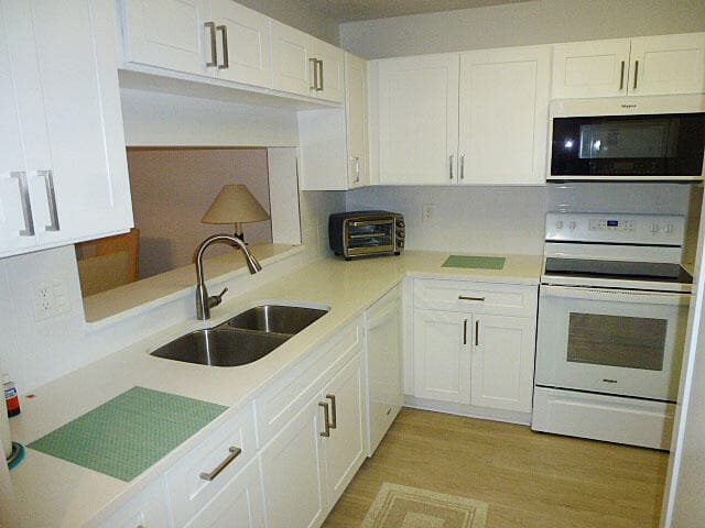 5550 Witney Drive 308, Delray Beach, FL 33484 — photo 3 of 18