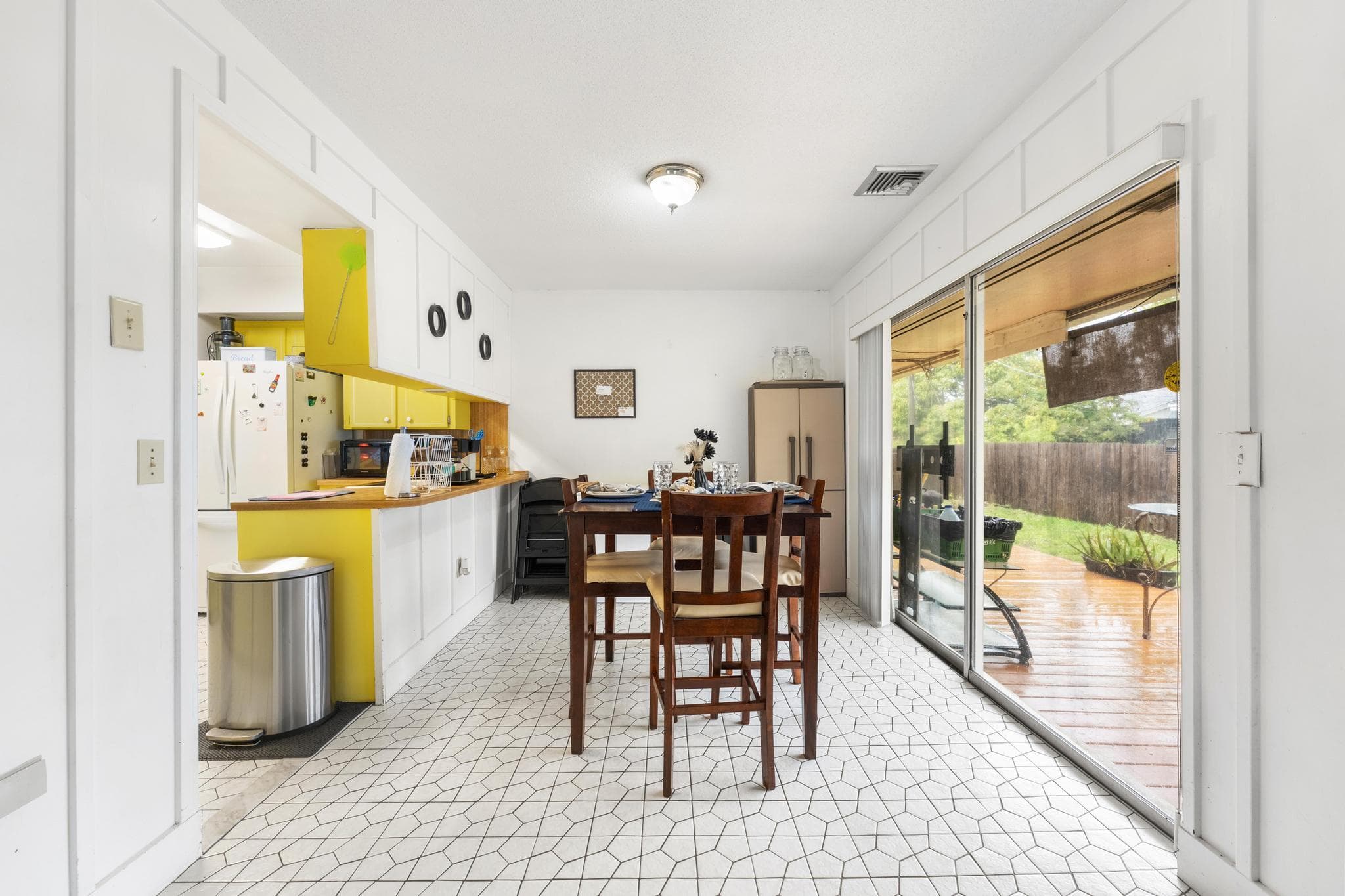 1675 E Breezy Lane, West Palm Beach, FL 33417 — photo 14 of 56