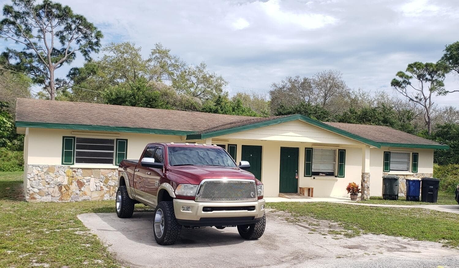 802 N Lake Drive B, Fort Pierce, FL 34982 — photo 1 of 7