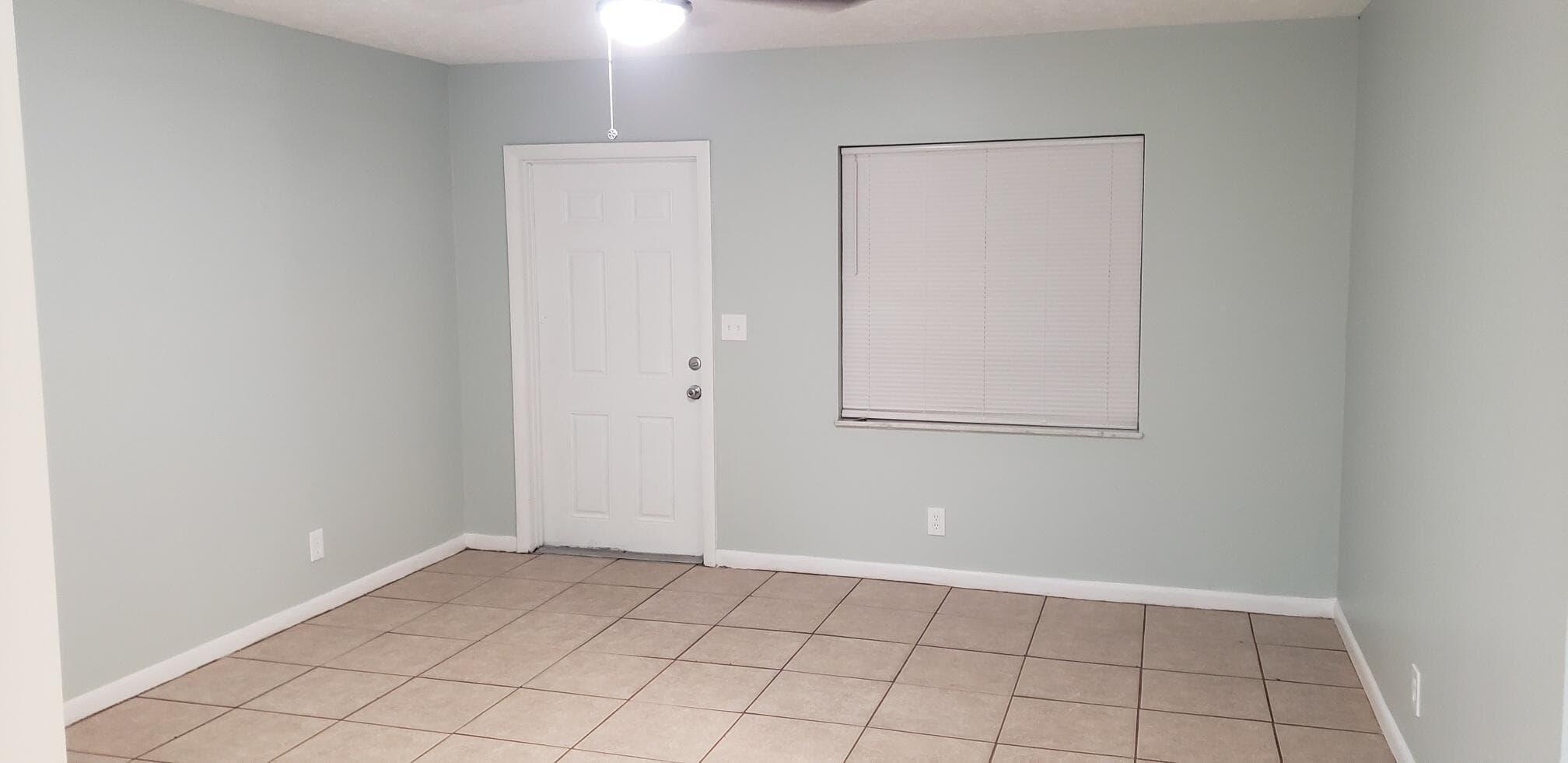 802 N Lake Drive B, Fort Pierce, FL 34982 — photo 3 of 7