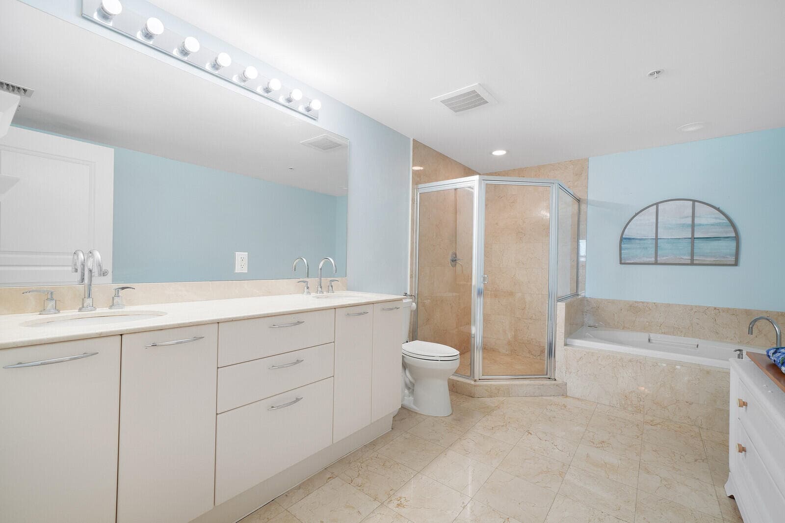 350 SE 2nd Street 860, Fort Lauderdale, FL 33301 — photo 16 of 36