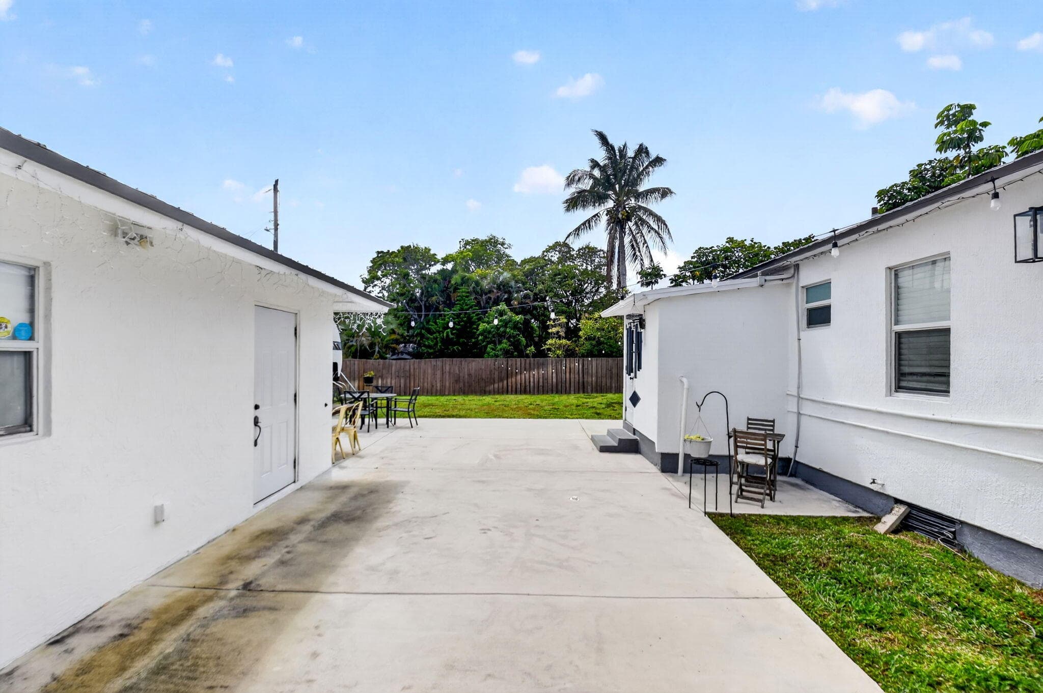 702 Forest Hill Boulevard, West Palm Beach, FL 33405 — photo 25 of 34